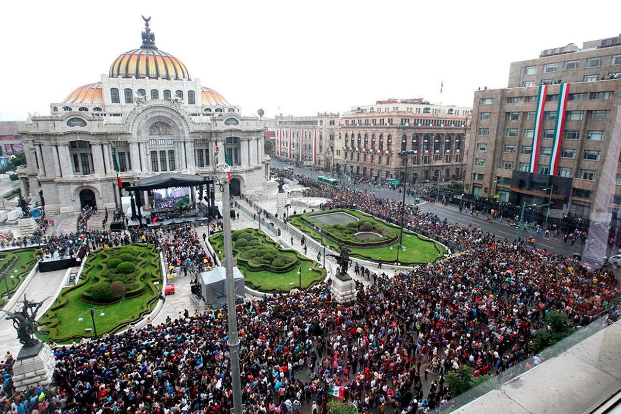 Rinden homenaje sinfónico a Juanga