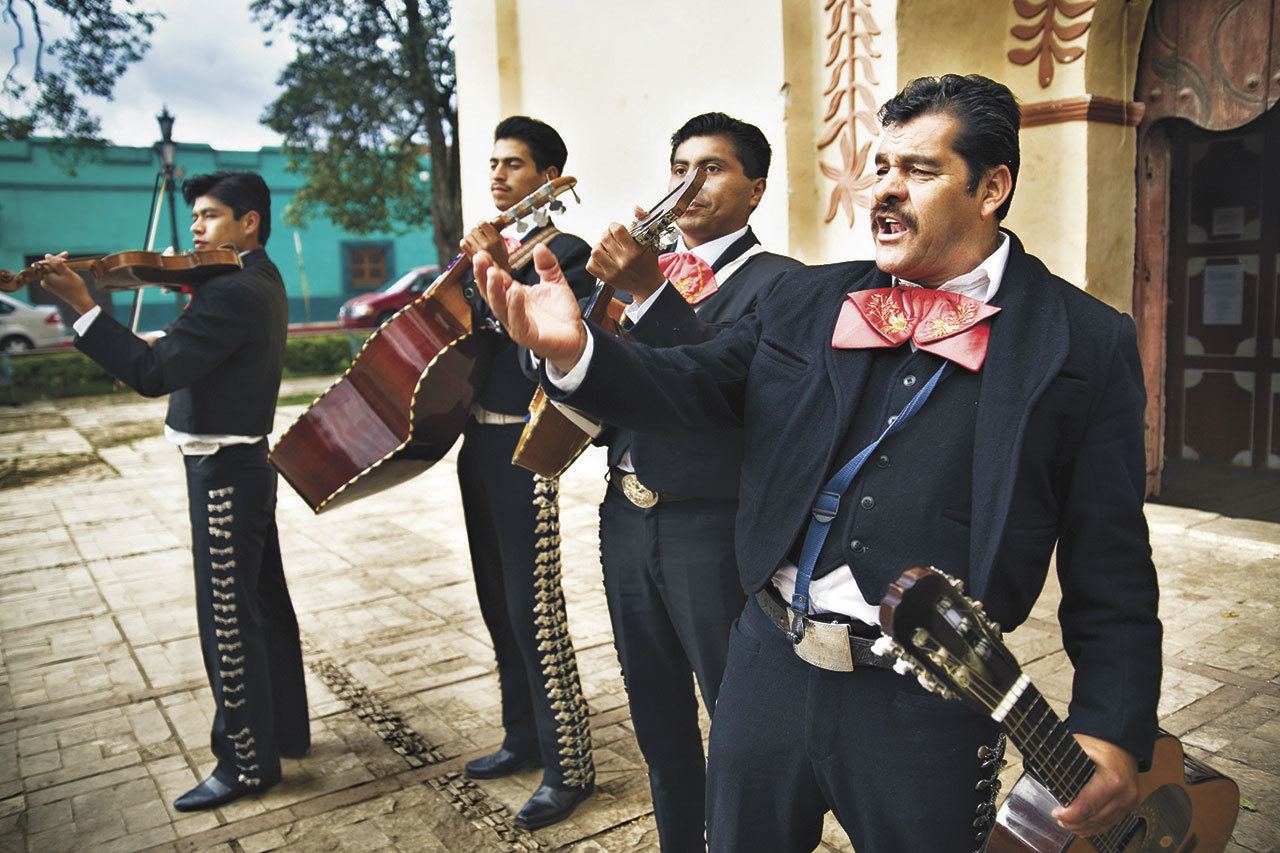 Festival Multicultural en Renton con Mariachi y artistas de diversas comunidades