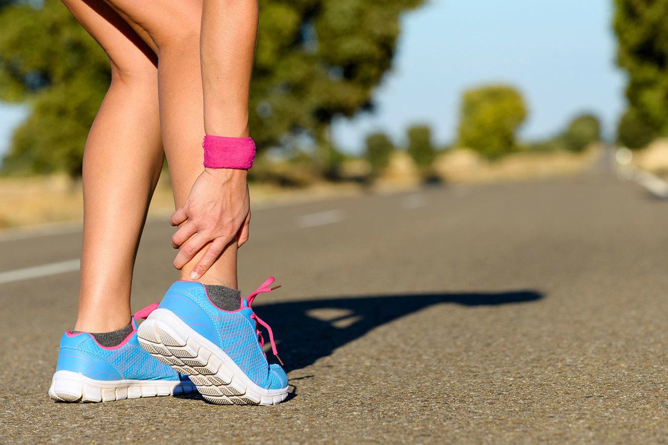 ¿Es el dolor en las piernas y pies una señal de problemas graves de salud?