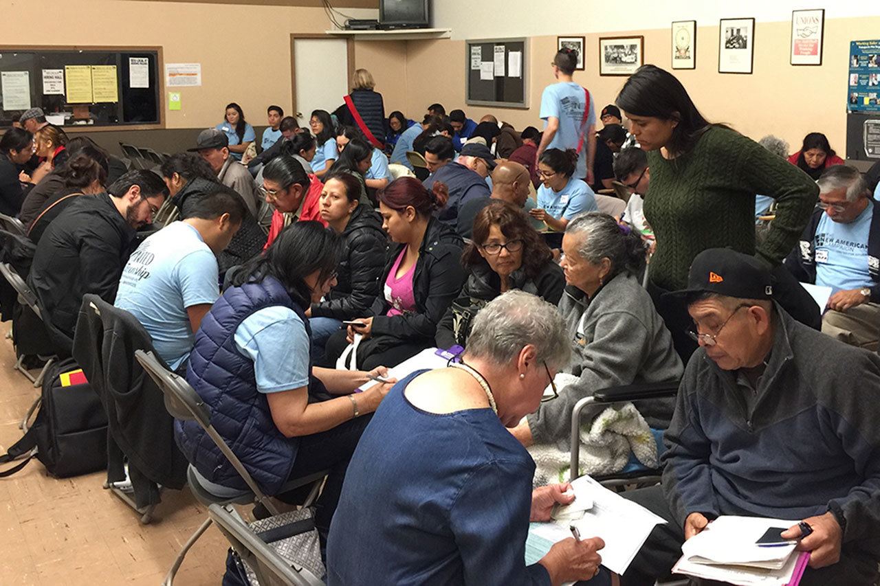 Director de OIRA destaca importancia de hacerse ciudadano y anima a nuestra comunidad a naturalizarse