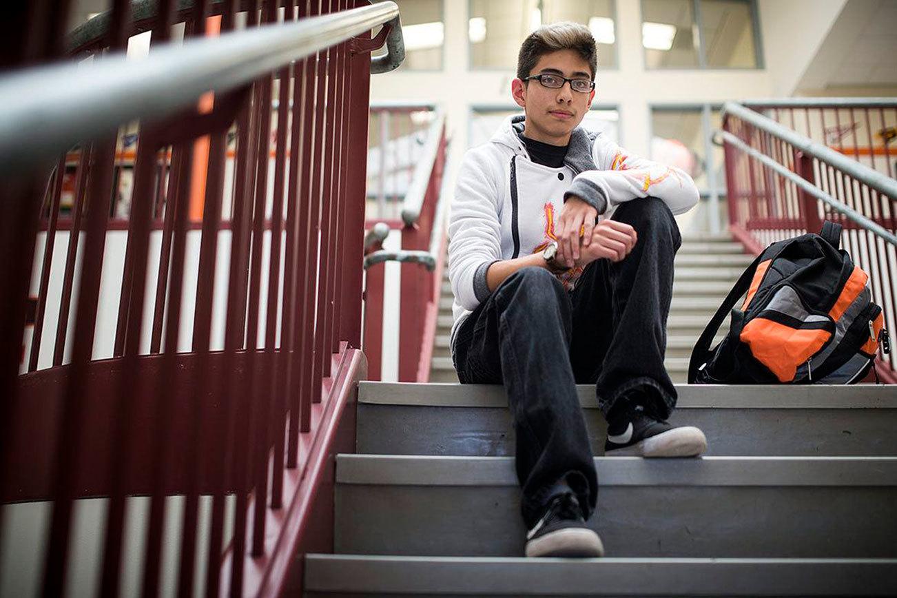 Adolescente Erick García-Ramírez supera la tristeza para aspirar a la educación superior