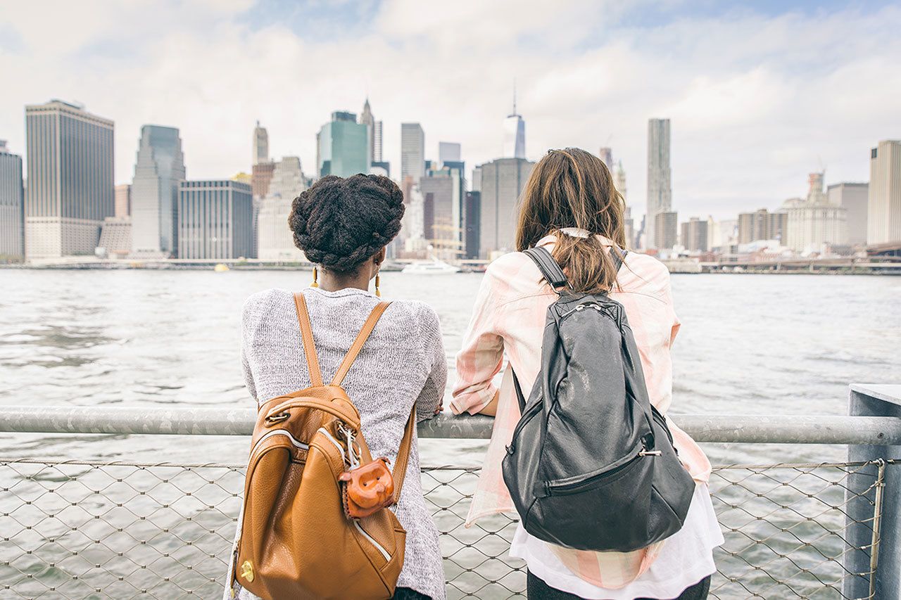 Escuelas acusadas de negar educación a migrantes