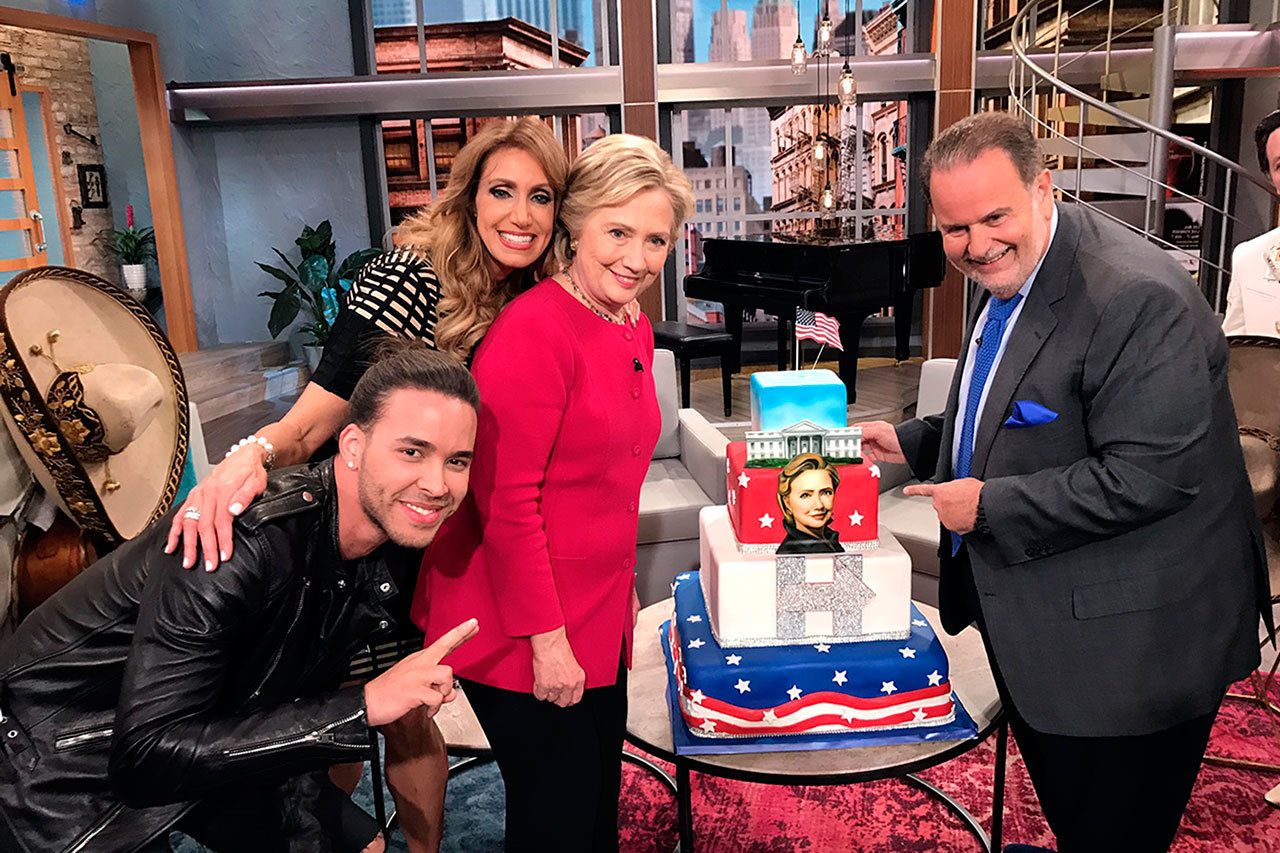 Celebran El Gordo y la Flaca cumple a Hillary