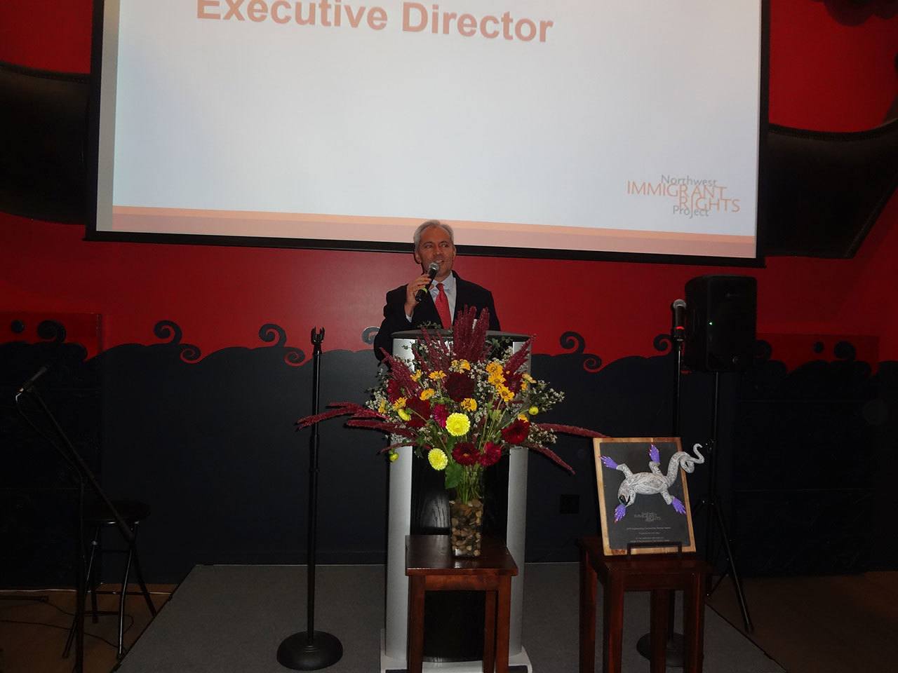 Noche de reconocimiento e inspiración en evento de Northwest Immigrant Rights Project