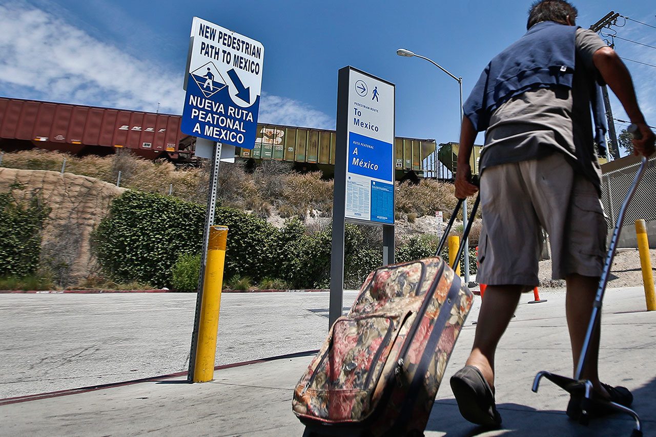 Proponen fondo para los migrantes que son regresados a México de Estados Unidos