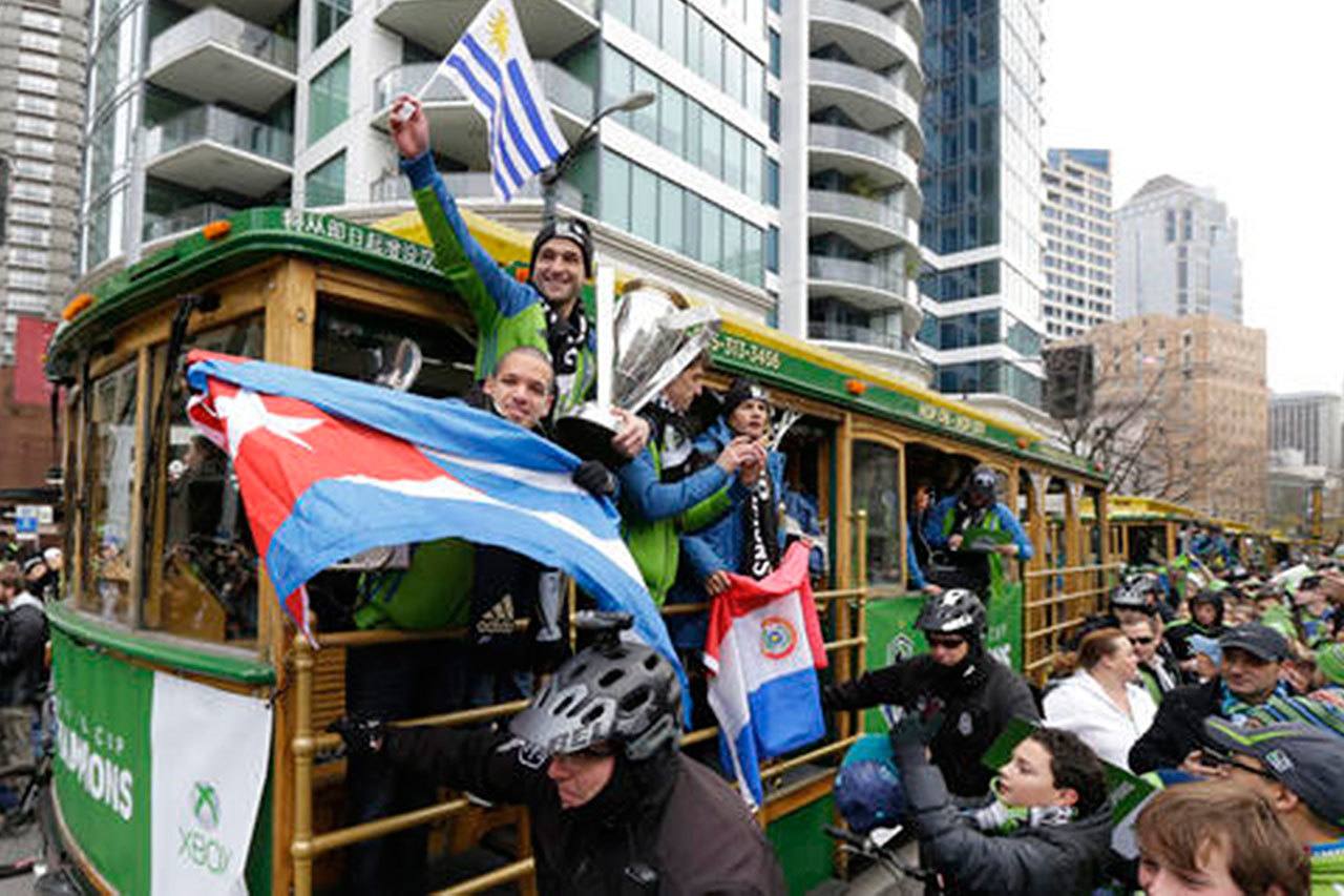 Miles celebran coronación de Sounders en la MLS
