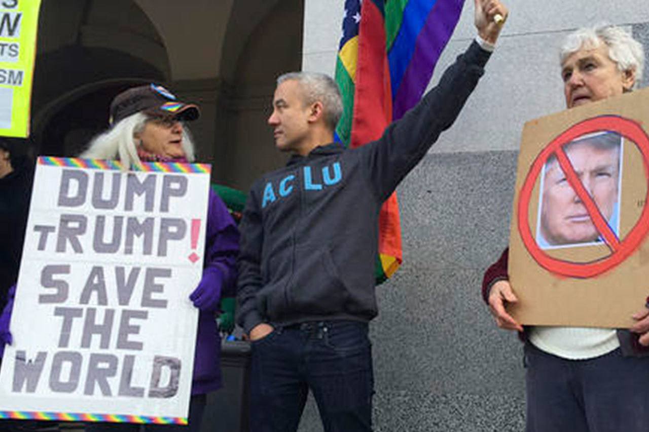 Legisladores de California emiten exhorto migratorio a Trump