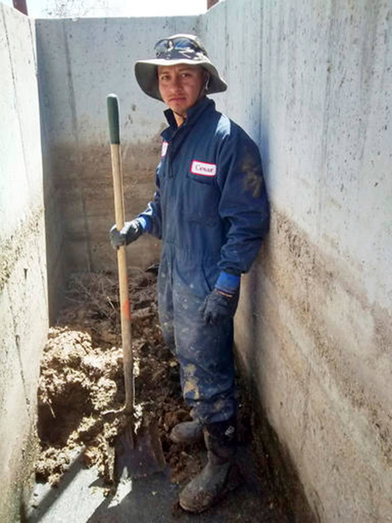Veterinarios Mexicanos en Idaho fueron forzados a ordeñar vacas y lavantar la basura