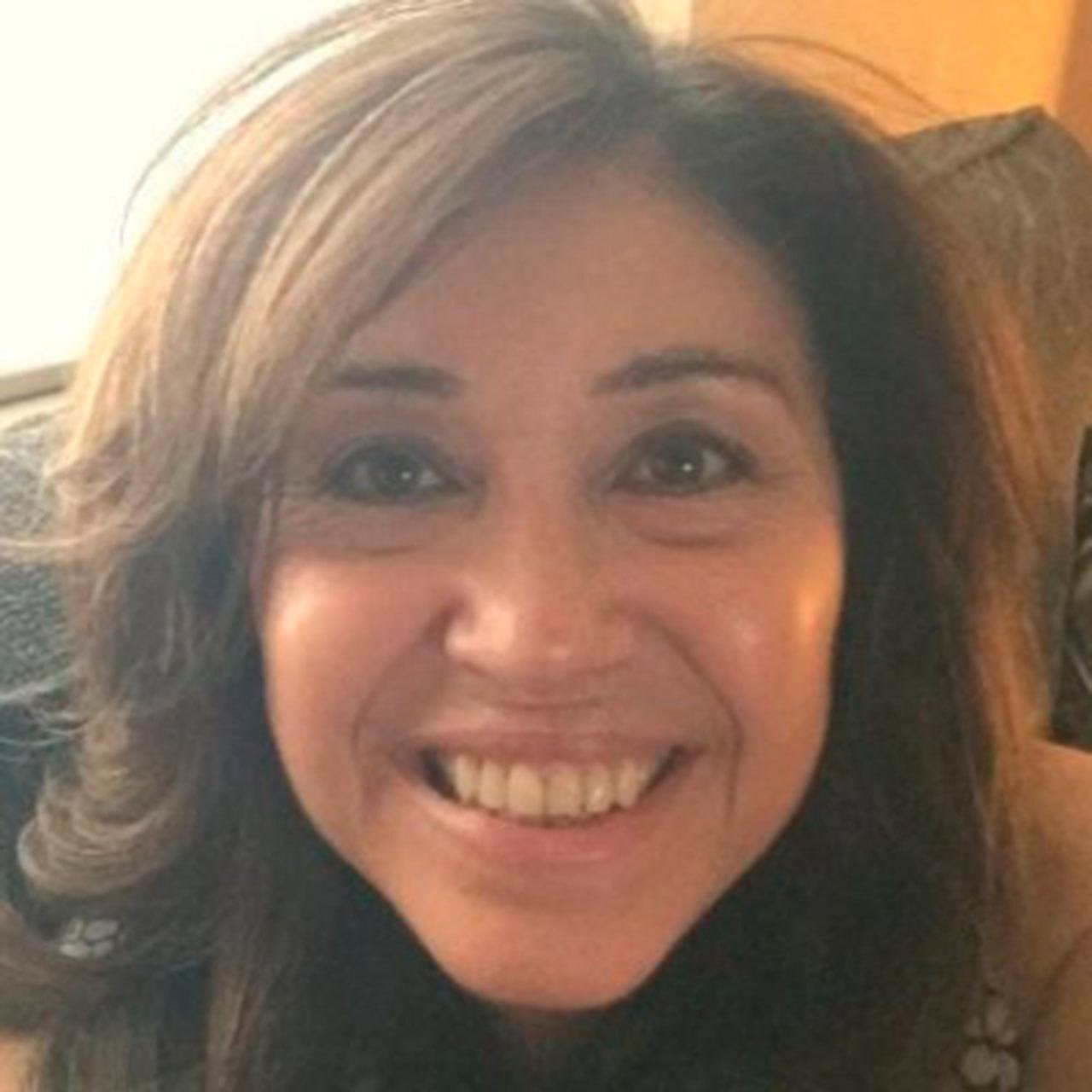 DESIGNAN A LISA GARZA VAN DER LUGT PARA LIDERAR LA COMISIÓN DE ASUNTOS HISPANOS