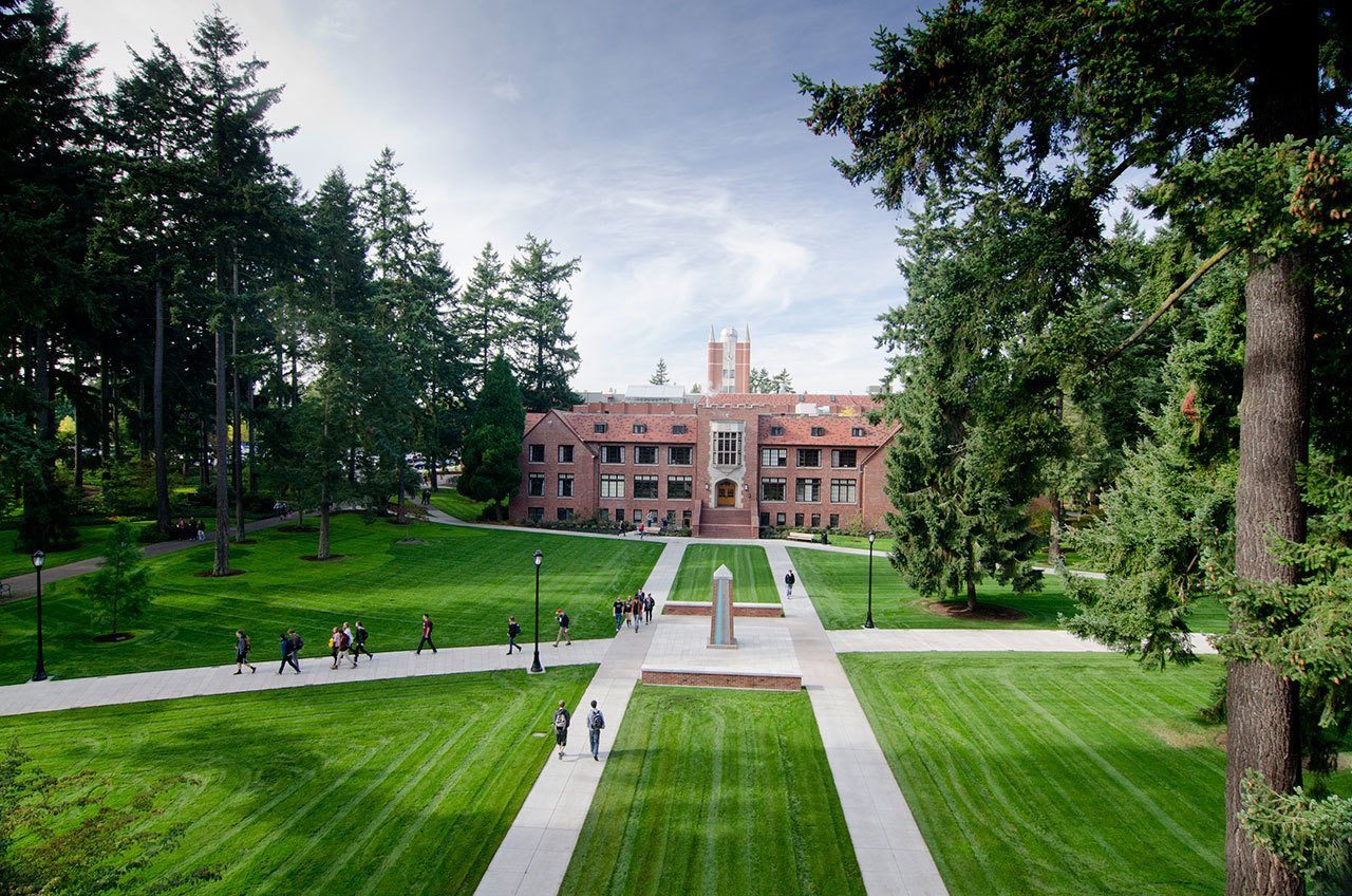 University of Puget SoundInvitando a caminos audaces de descubrimiento personal e intelectual