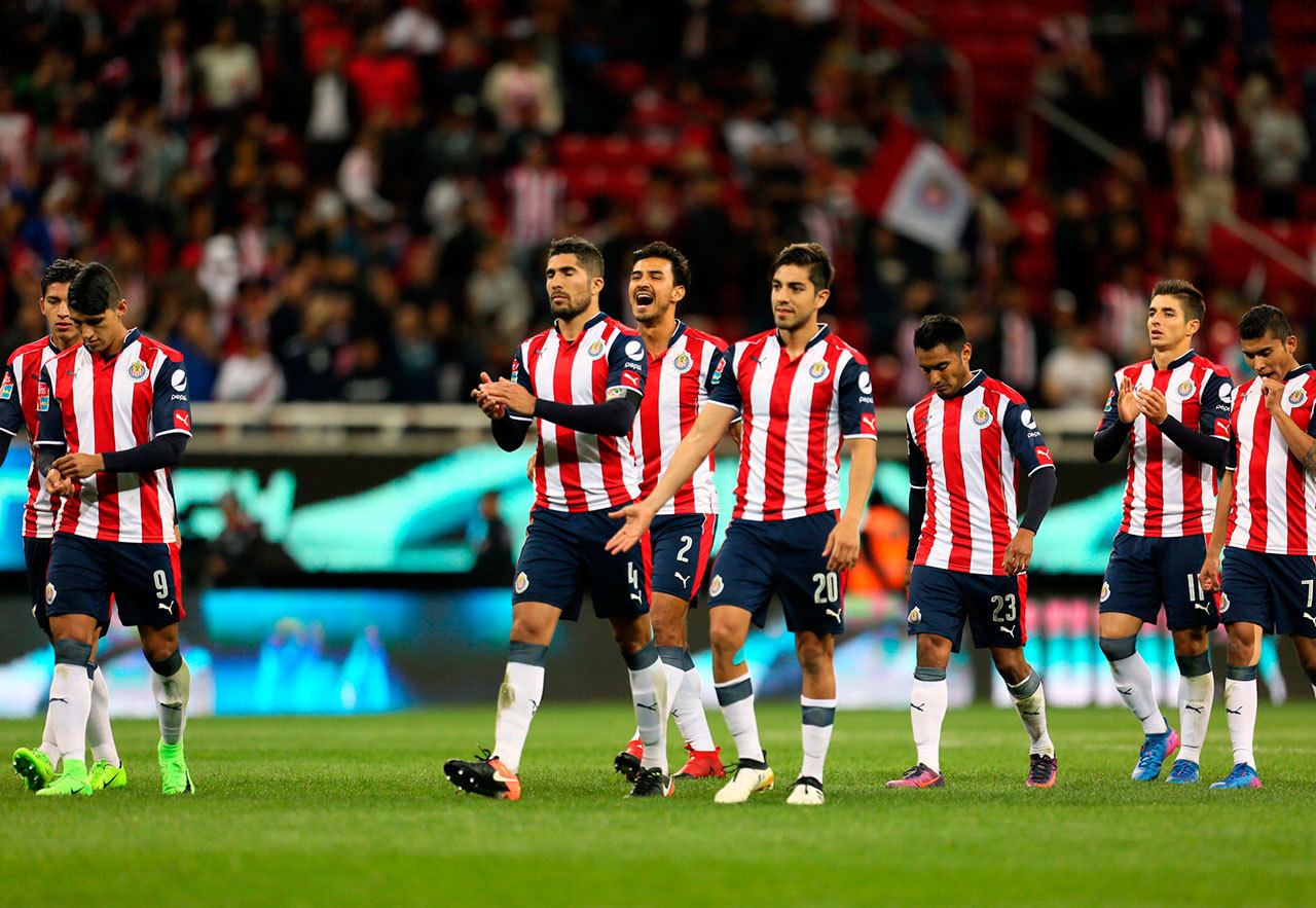 Chivas derrota 2-1 al Atlas en clásico tapatío