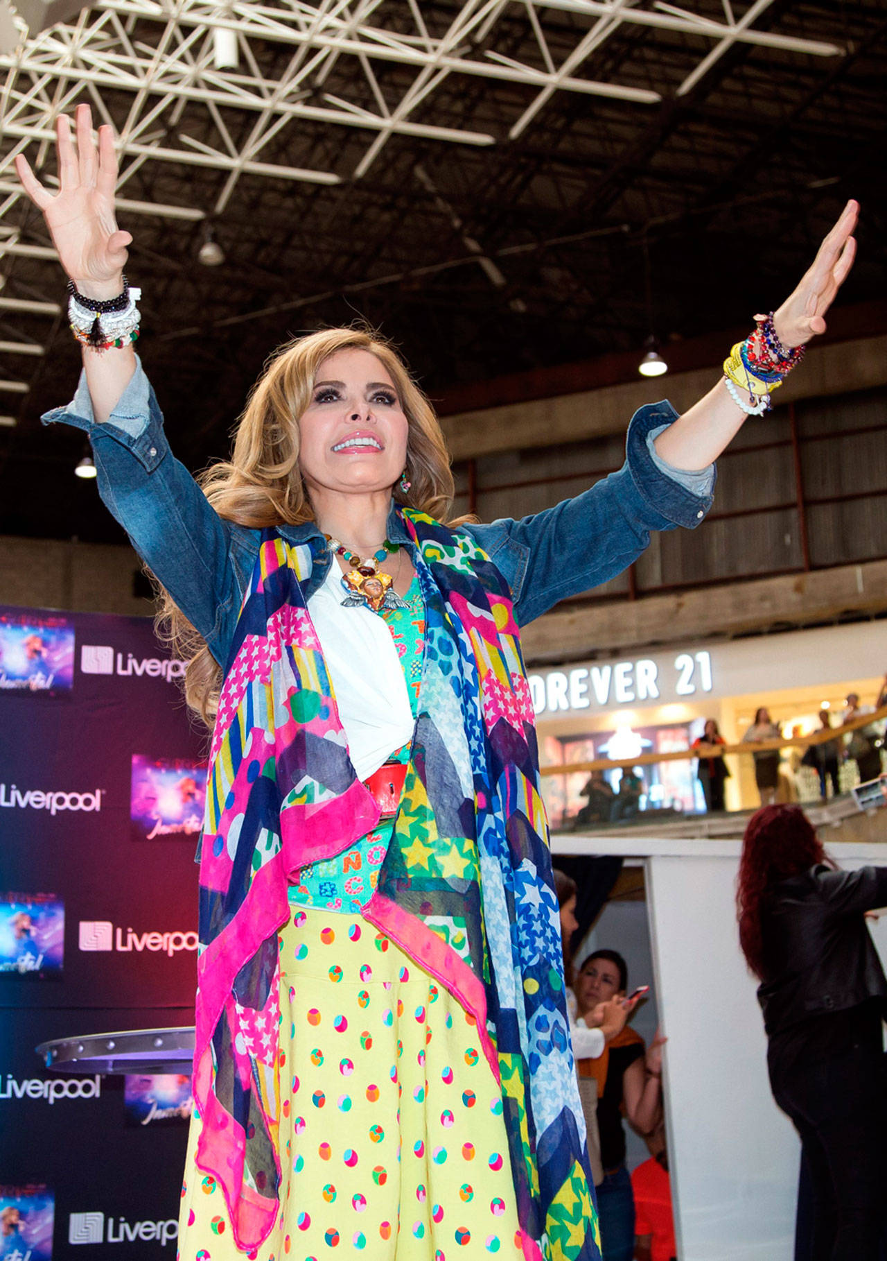 Es Gloria Trevi toda una reina