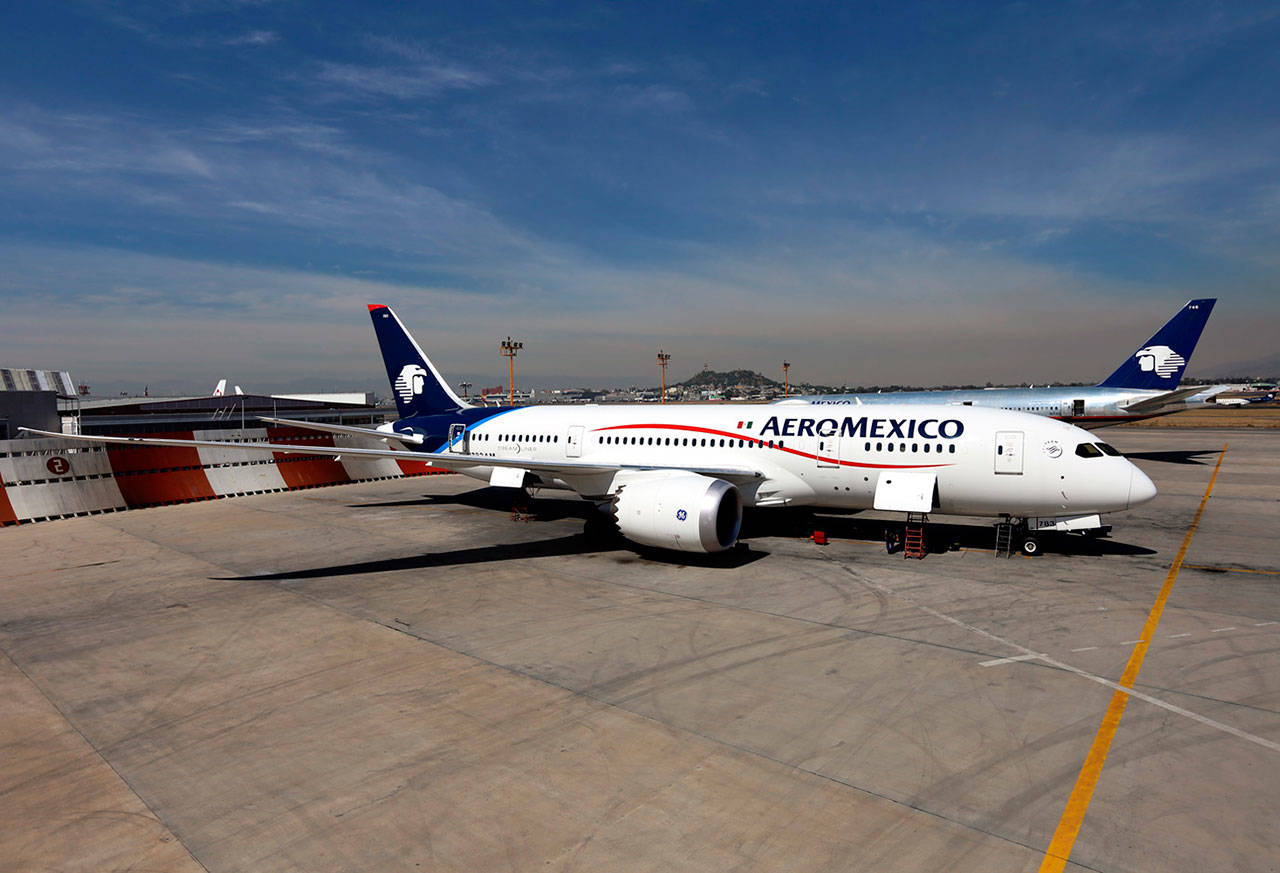 Inmigrantes y sus familias que lleguen a los aeropuertos de todo el país tendrán acceso a asistencia legal gratuita