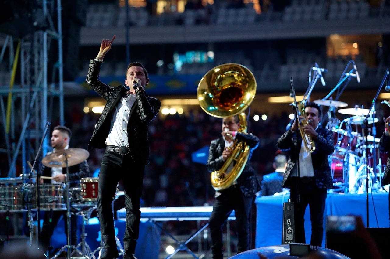 Tratan con ‘cariño’ los gringos a banda