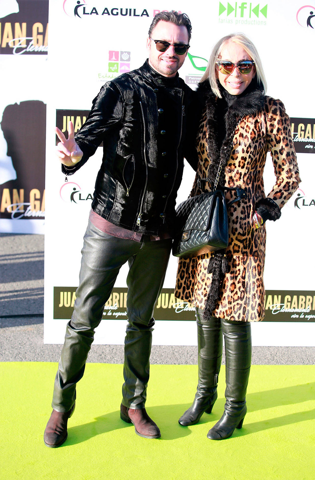 Demanda Bozzo a doctores de Perú