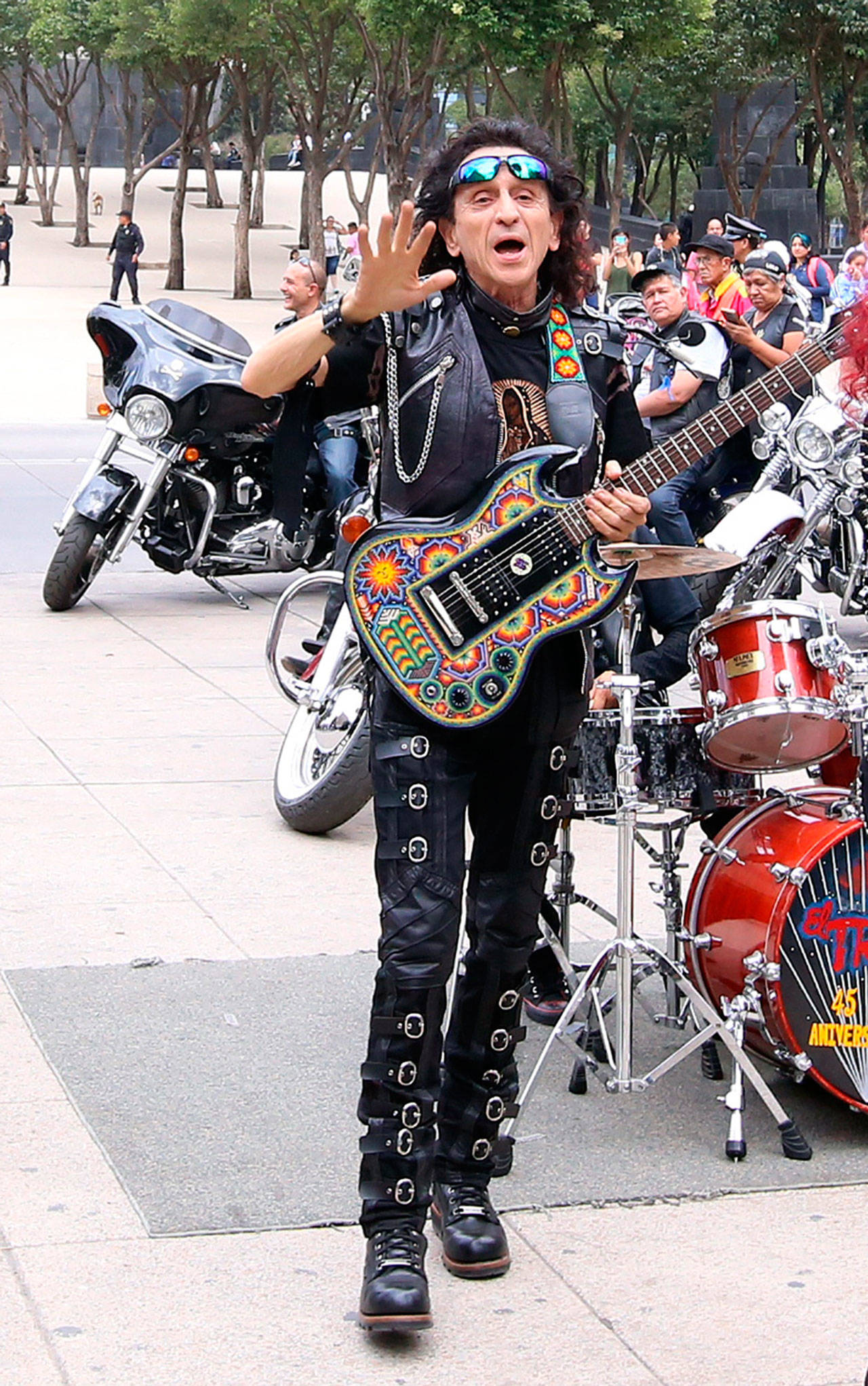 Se prende El Tri con ‘El Blues del Coyote’