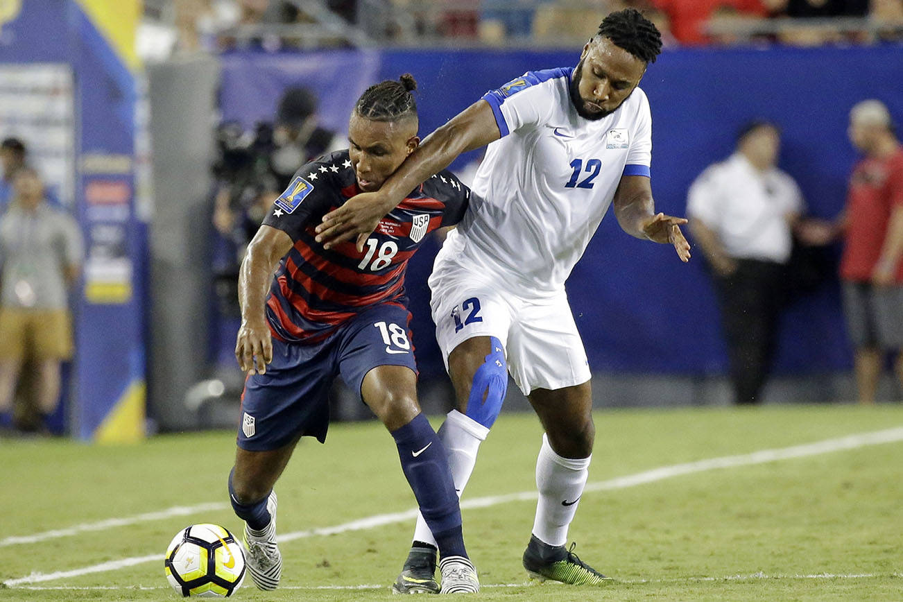 Panamá y EEUU sufren pero encabezan grupo en Copa de Oro