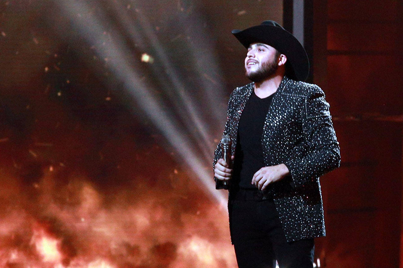 Adquiere Gerardo Ortiz un rancho en LA
