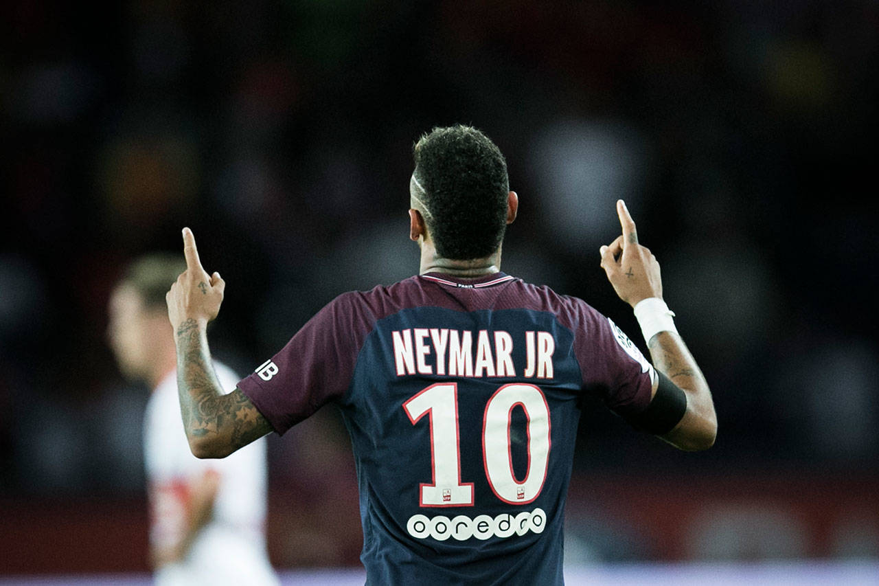 Barcelona demanda a Neymar por prima de 10 millones