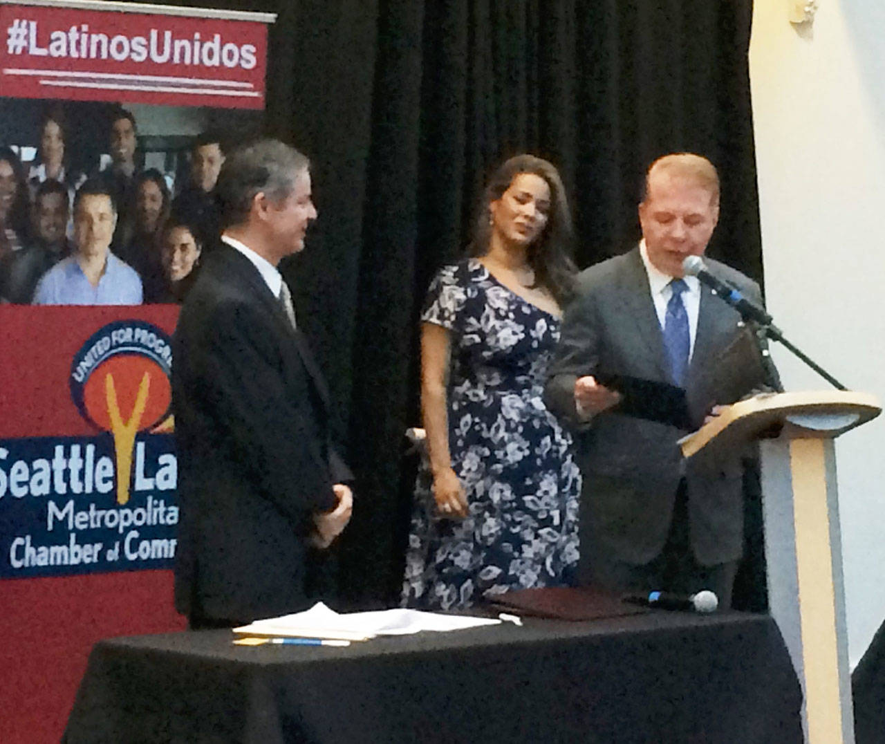 Proclaman el 7 de septiembre El Día del Comercio Latino en Seattle