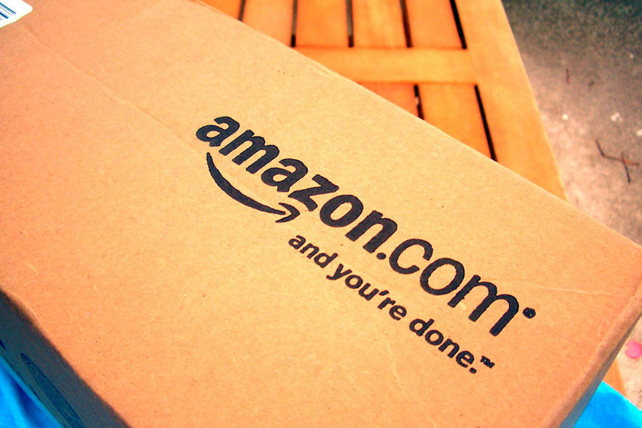 Conductores de entrega de paquetes presentan demanda contra Amazon por violaciones laborales