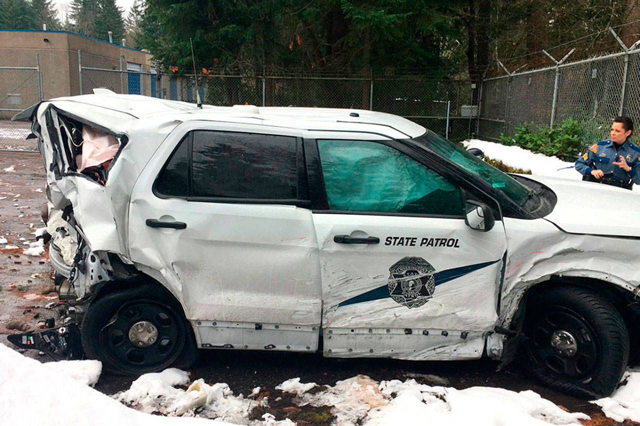 Conductor distraído hiere gravemente a un policía en Bellevue