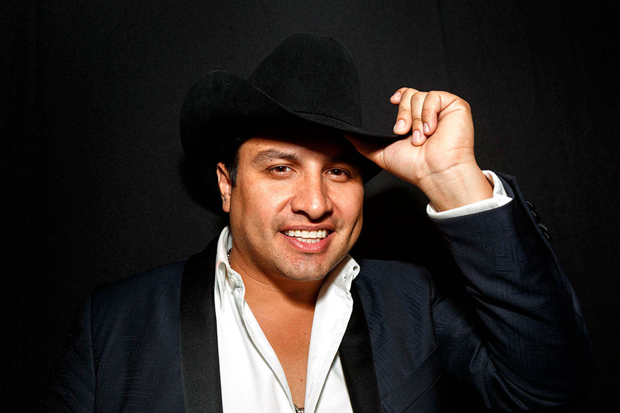 Tiene Julión disco, pero cancela giras