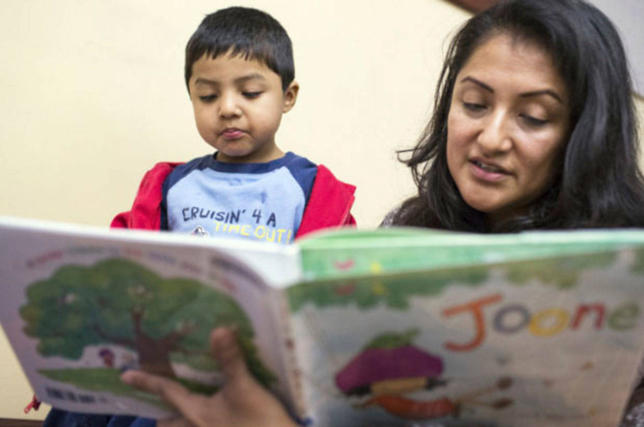 Maria Gonzalez y su hijo de 3 años, Bradley Gonzalez