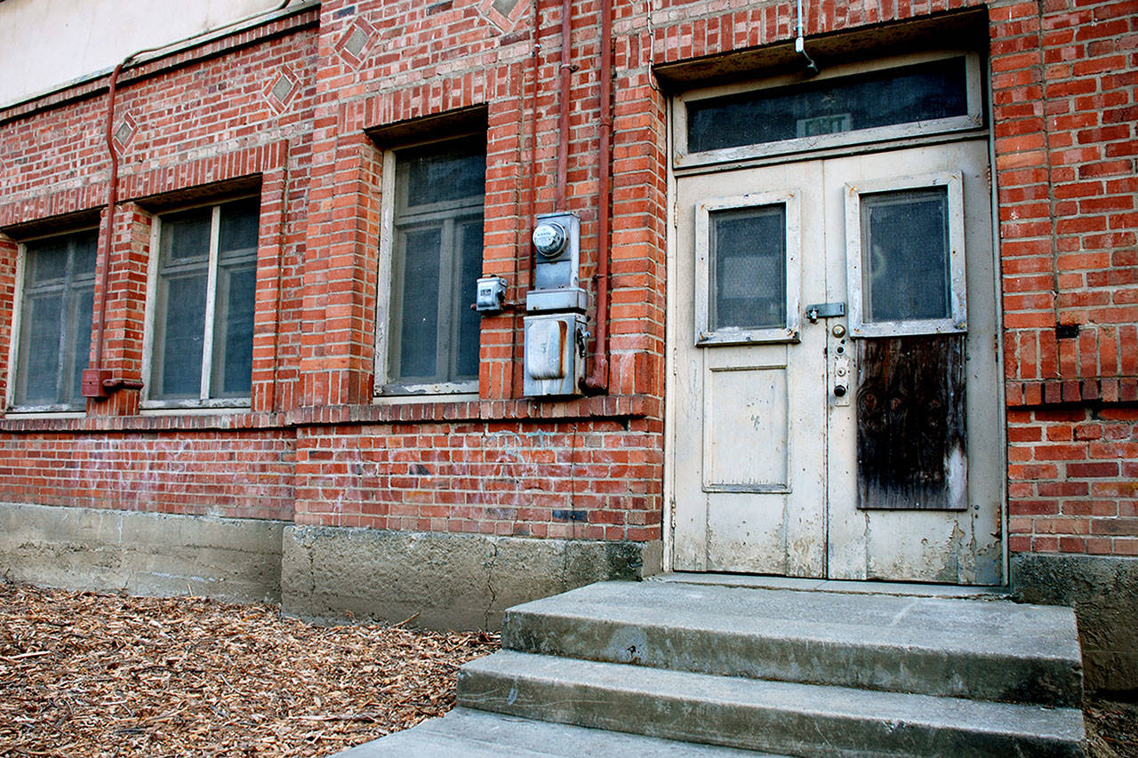 Pobreza y segregación persisten en escuelas