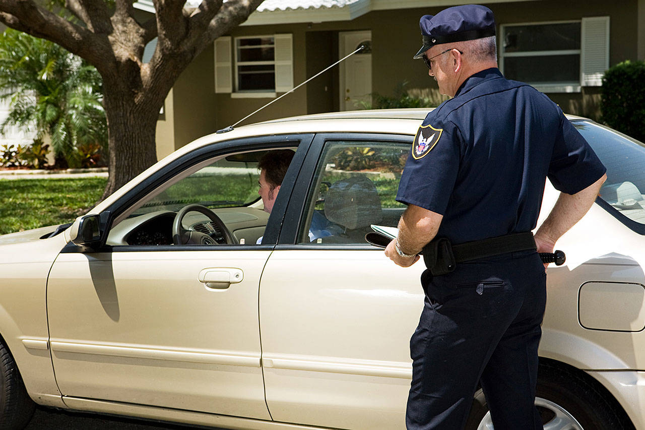 Sugerencias para proteger sus derechos cuando es parado por la policía