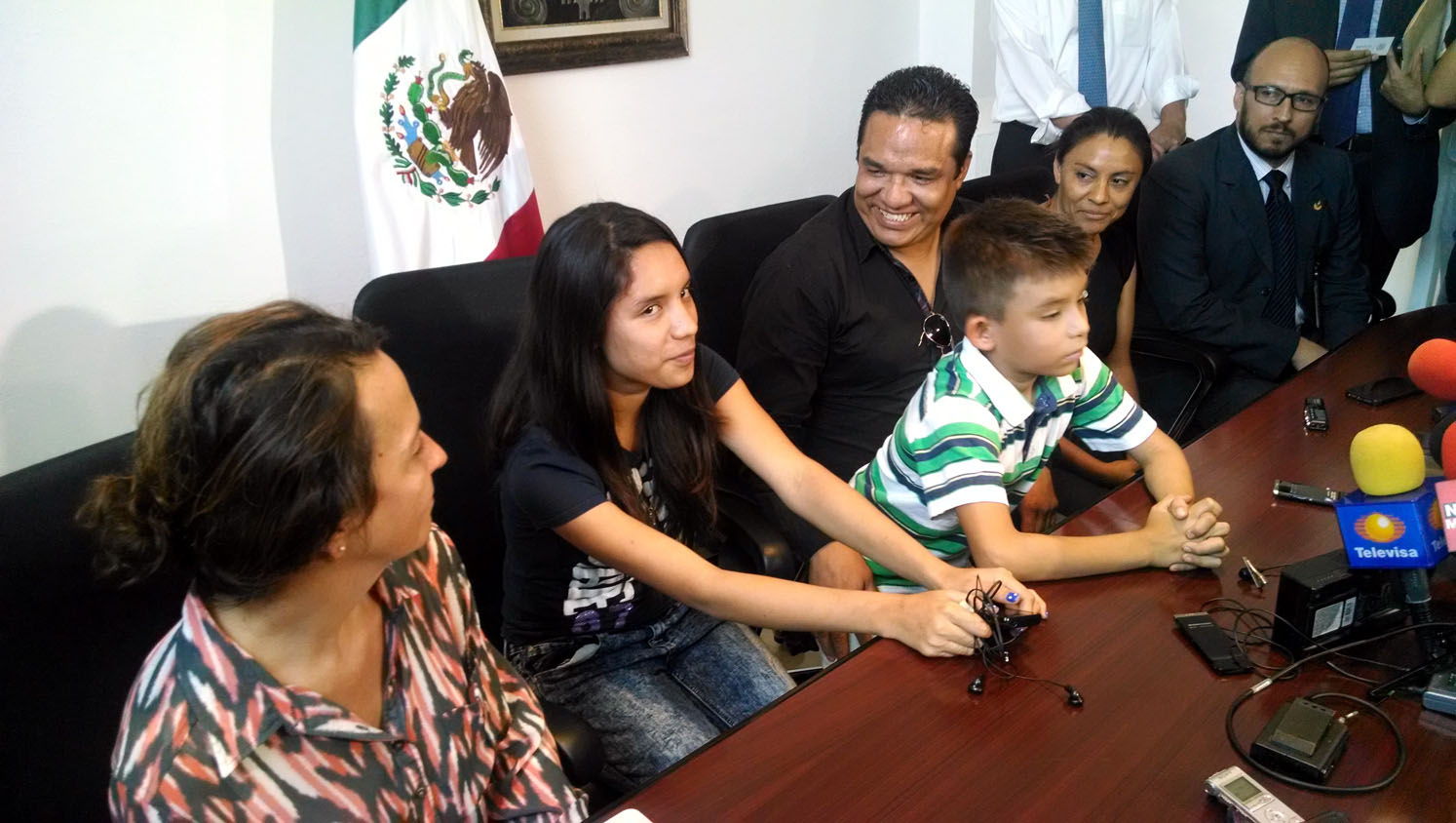 Juzgado mexicano analiza si menor es ni&ntilde;a robada de EEUU