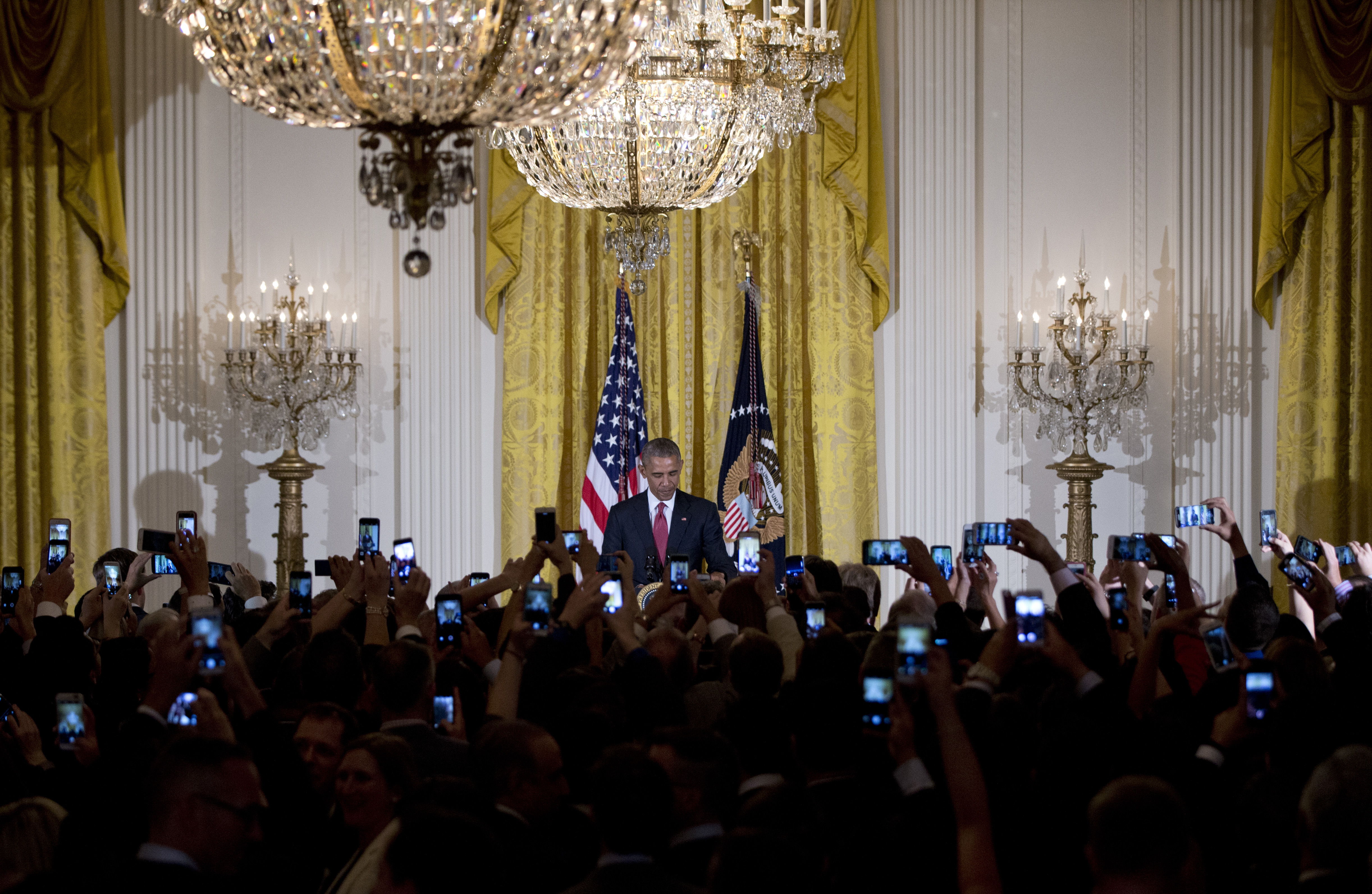 Orden de no deportar inmigrantes sigue suspendida