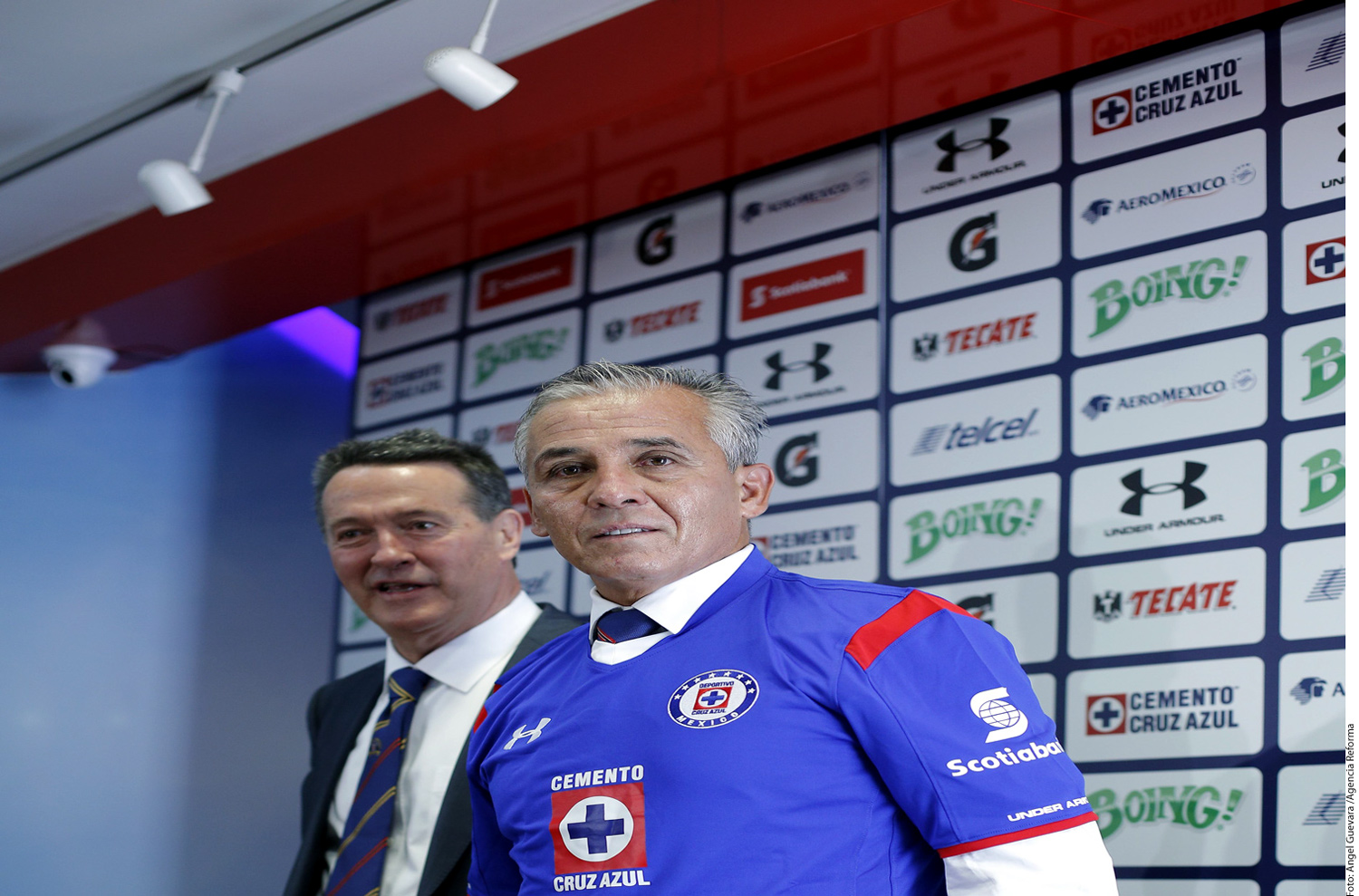 La M&aacute;quina va por 4 o 5 refuerzos m&aacute;s