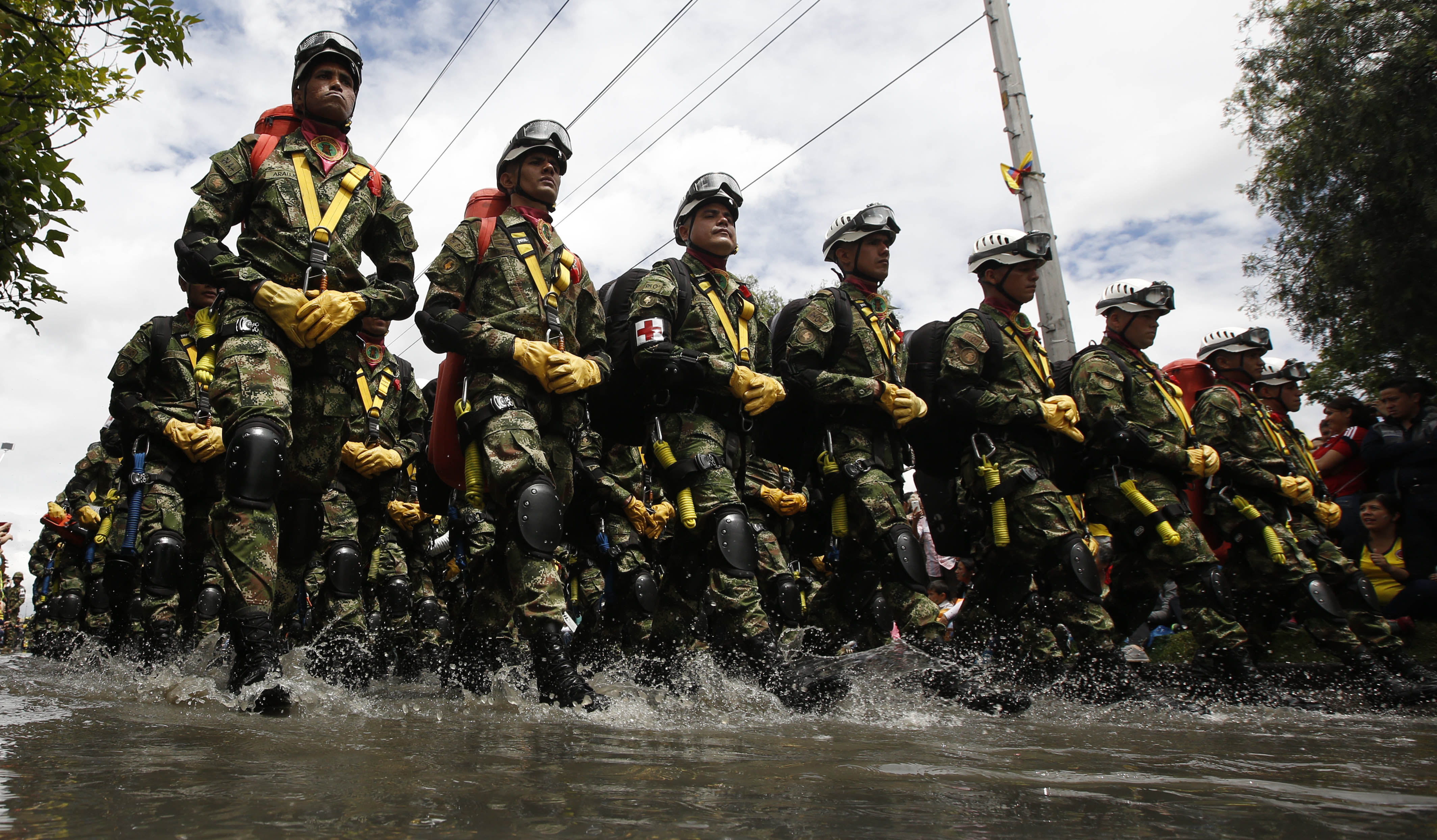 Polic&iacute;a celebra campa&ntilde;a de desarme en Bogot&aacute;