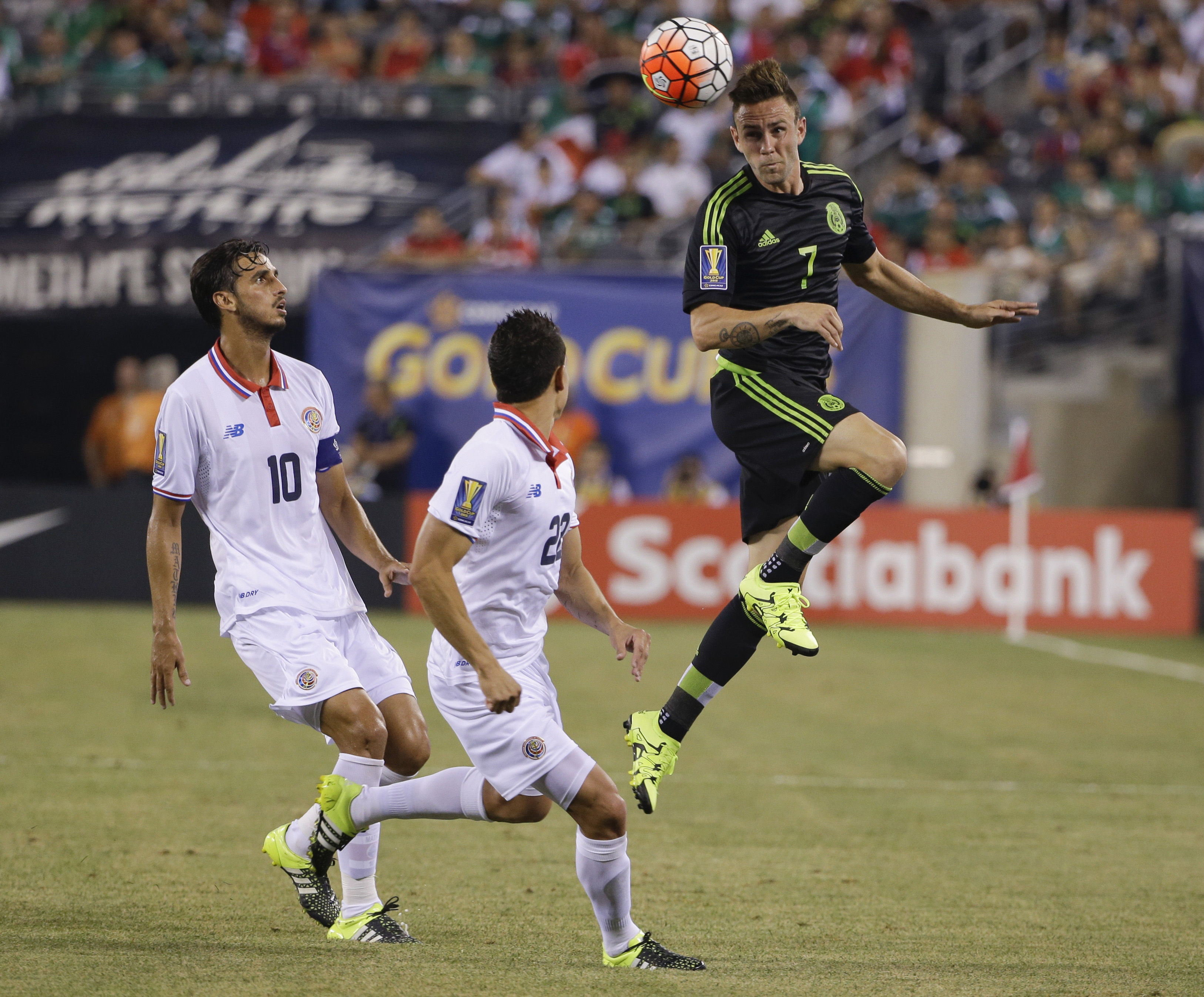 M&eacute;xico vence  a Costa Rica