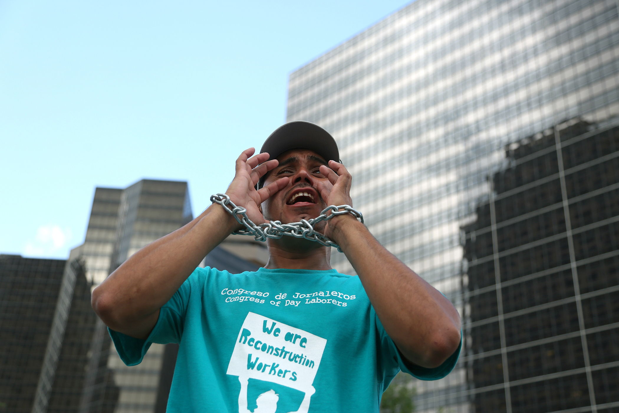 Usted tiene derechos laborales sin importar su condici&oacute;n migratoria