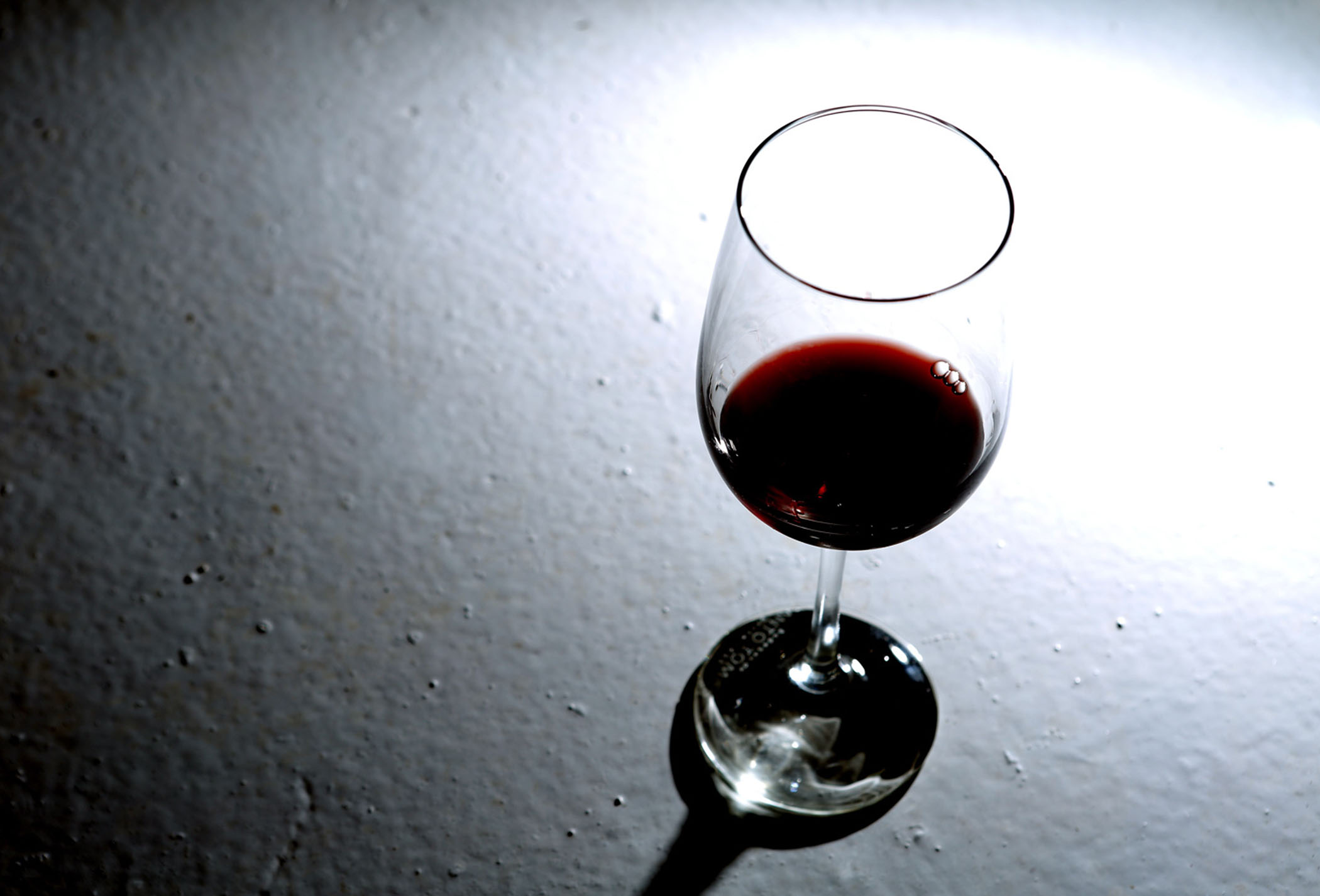 Alcohol y caídas, coctel peligroso