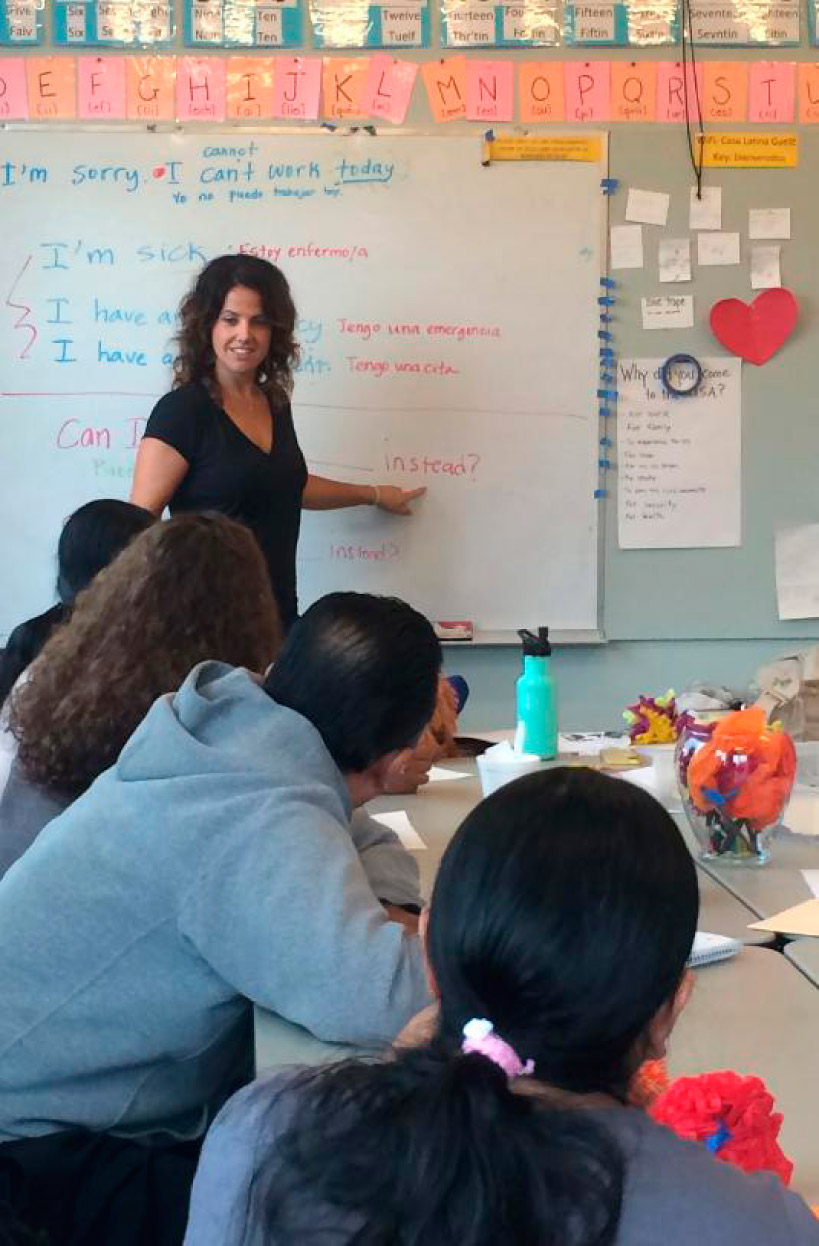 Maestro de ESL agradecido  por su comunidad  de estudiantes