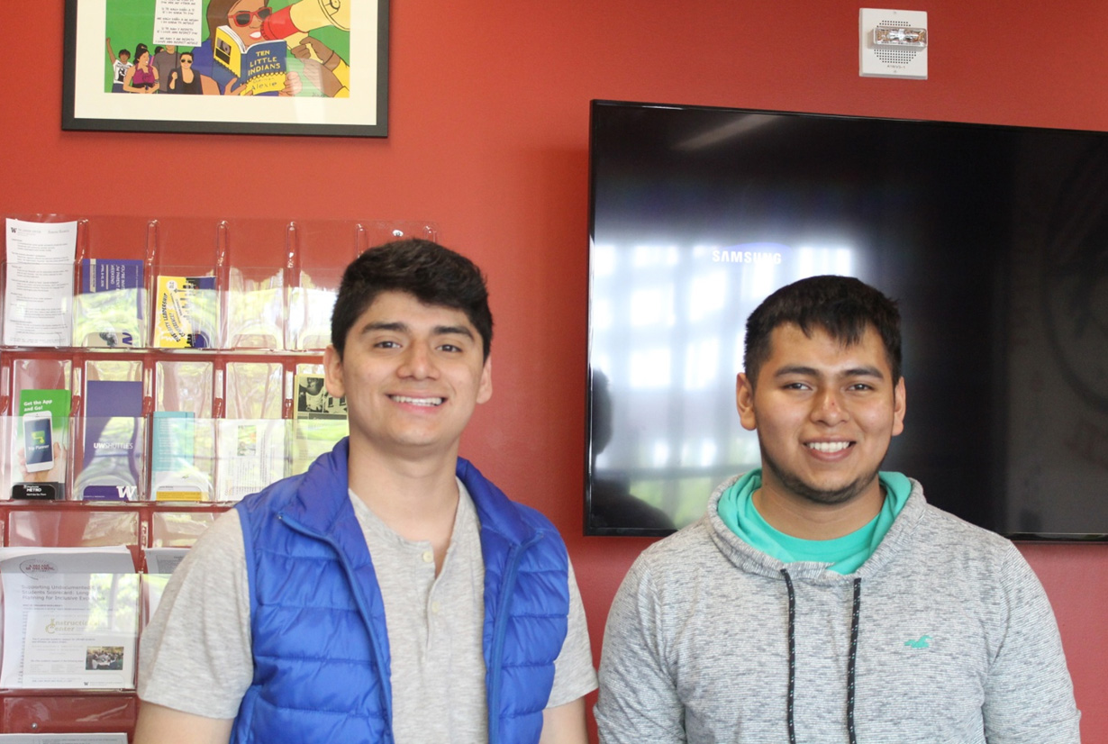 University of Washington supports undocumented students through Leadership Without Borders