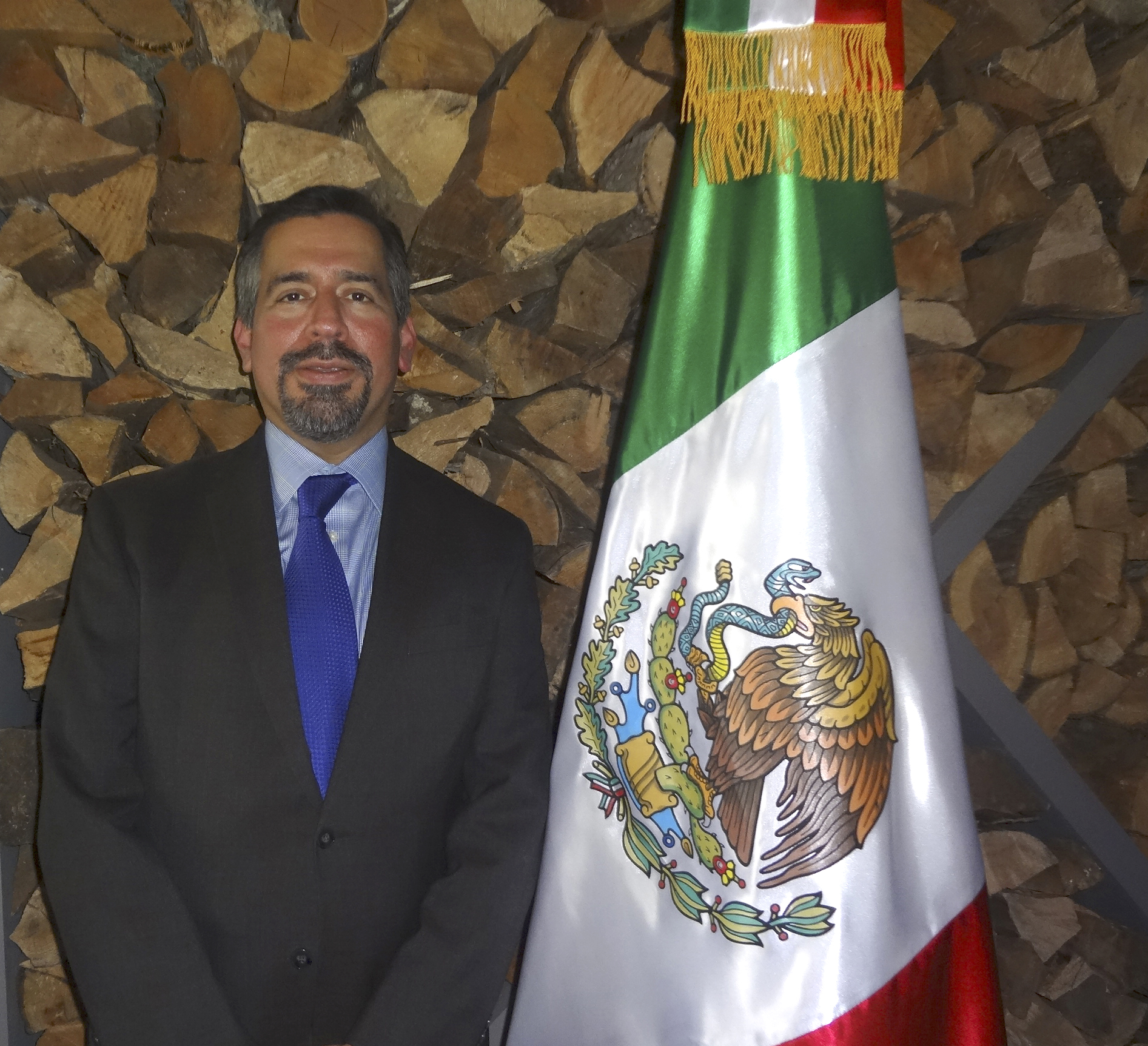 Mensaje de despedida del C&oacute;nsul de M&eacute;xico, Eduardo Baca