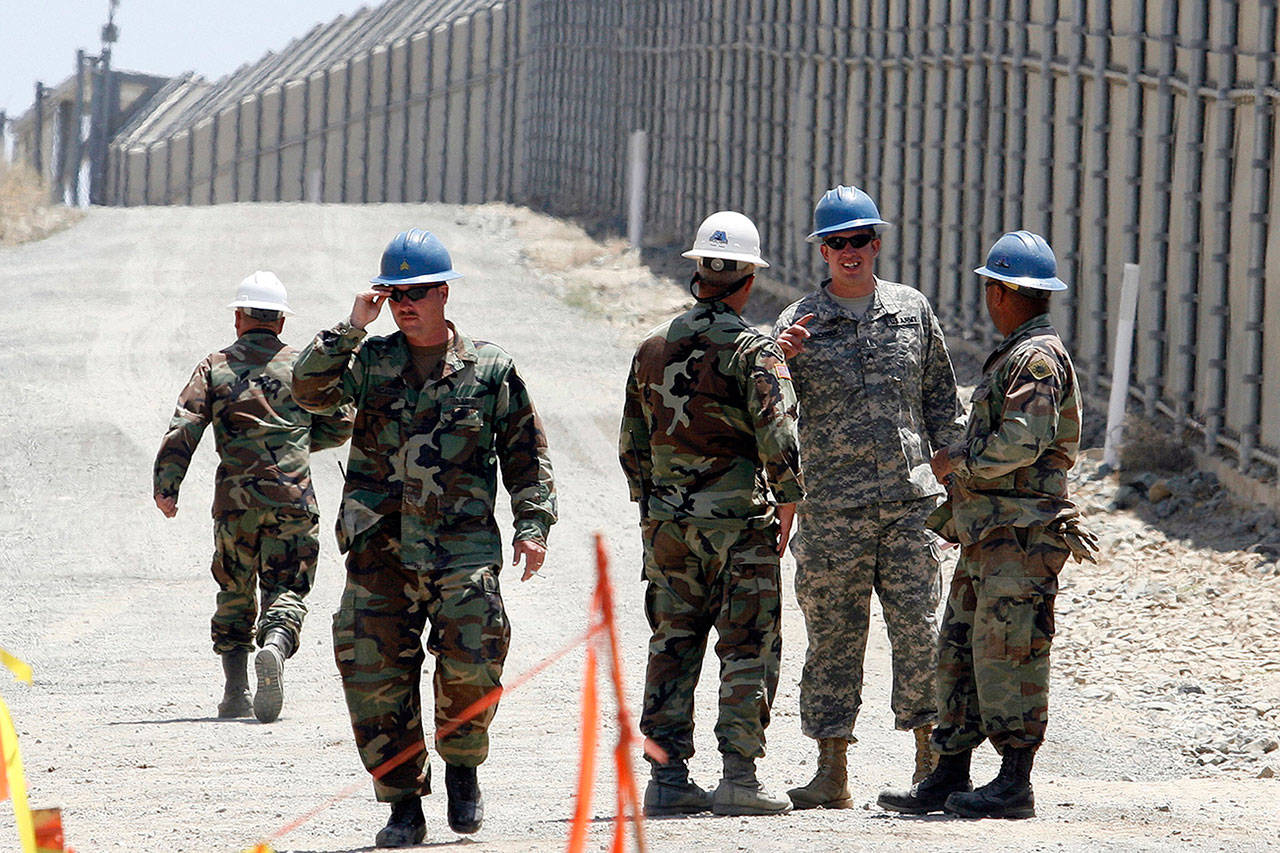 (AP Foto/Denis Poroy, File)