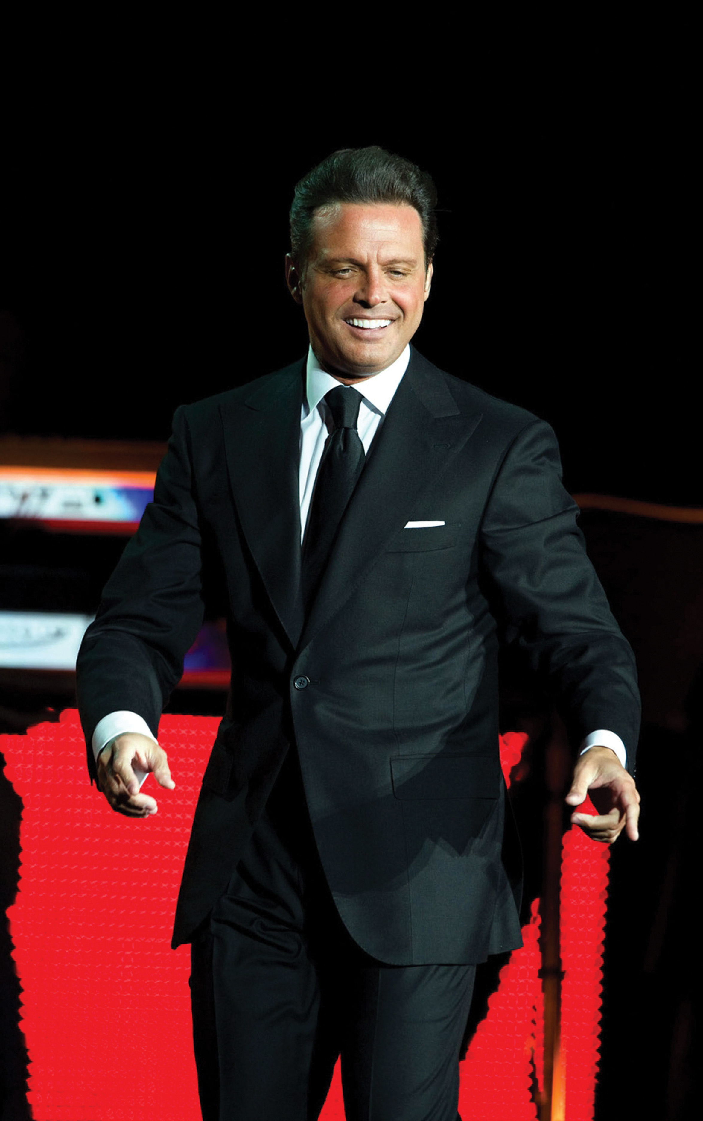 Prev&eacute;n citar a Luismi  por demanda de m&uacute;sico