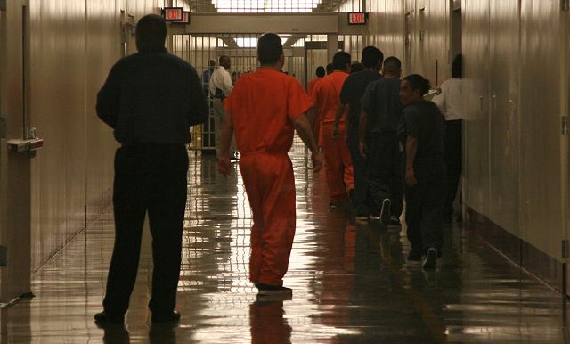 Nueva propuesta agilizar&iacute;a  deportaciones en Washington