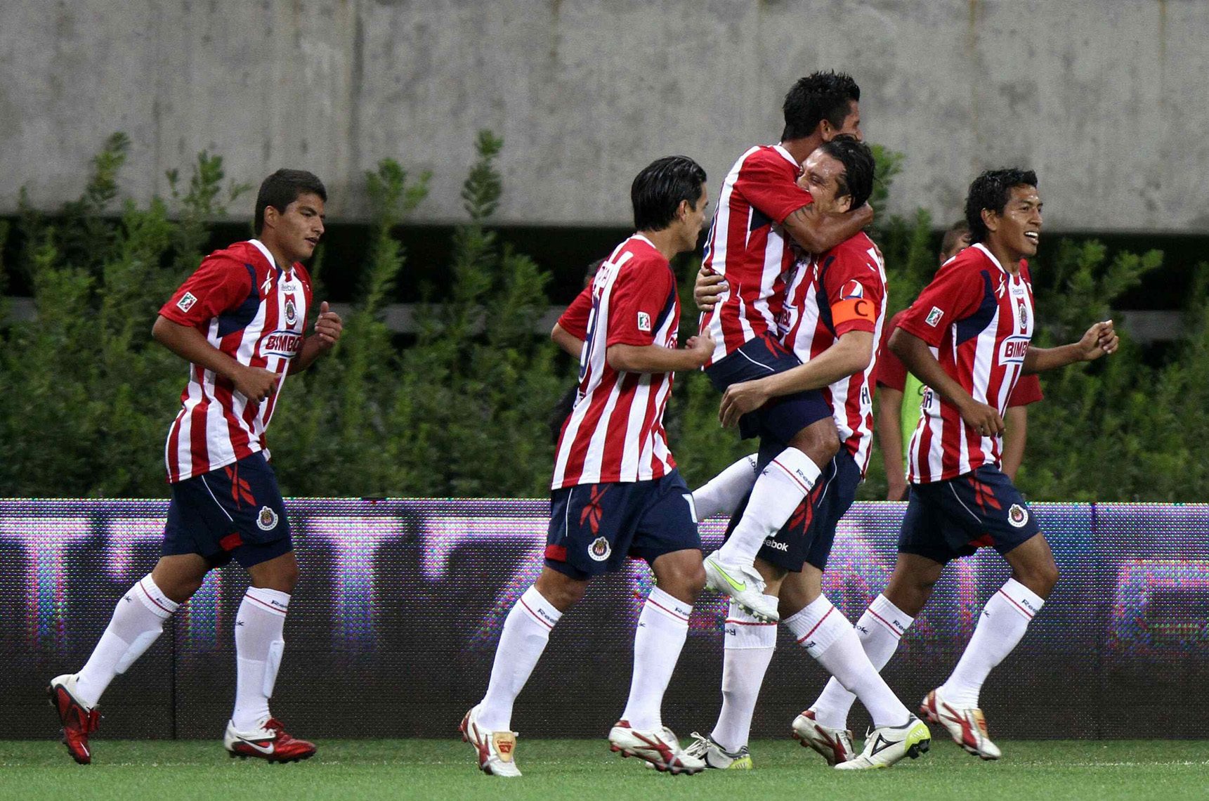 &iexcl;Estos s&iacute; son partidos y no pol&iacute;ticos!