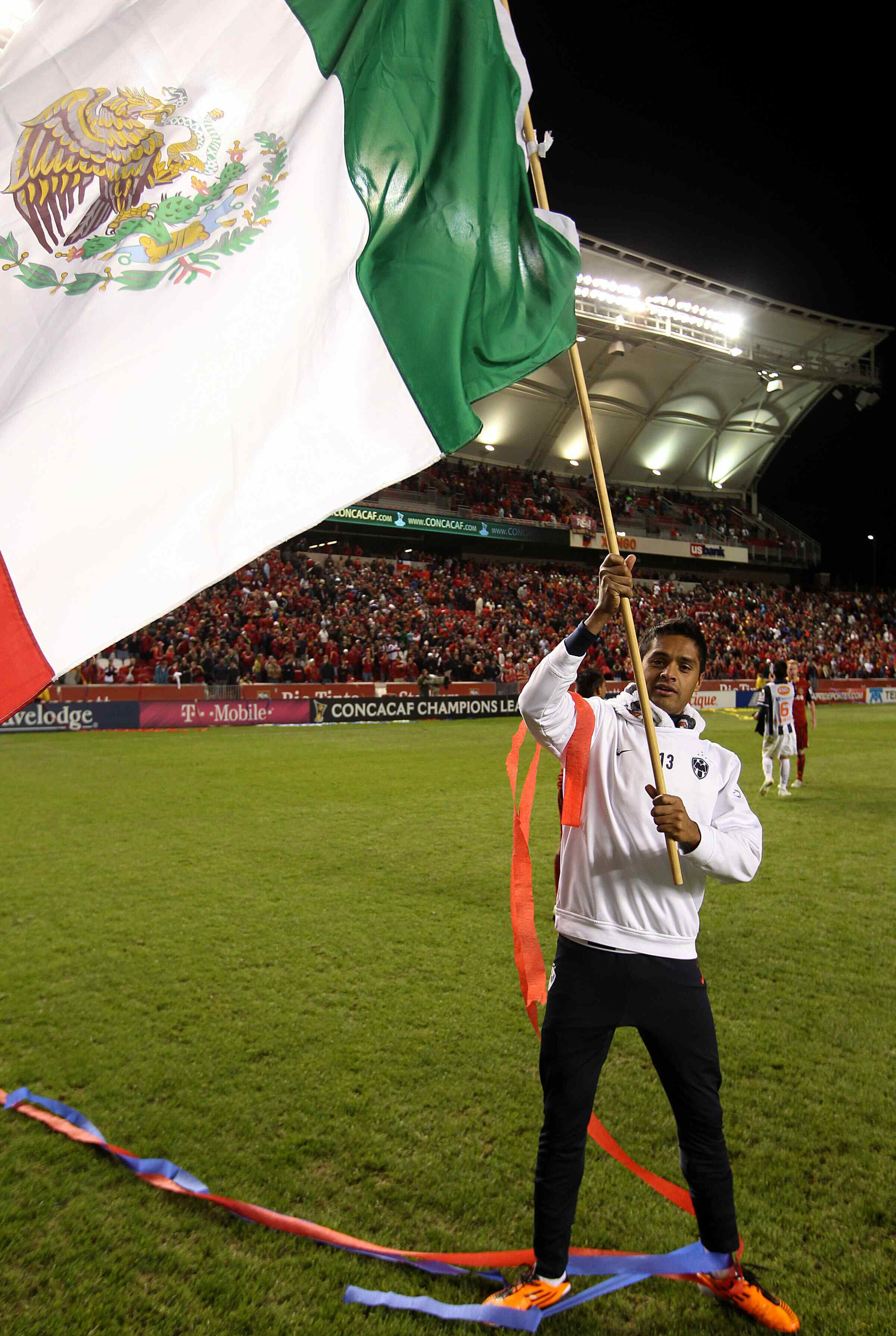 &iexcl;RAYADOS CAMPE&Oacute;N!
