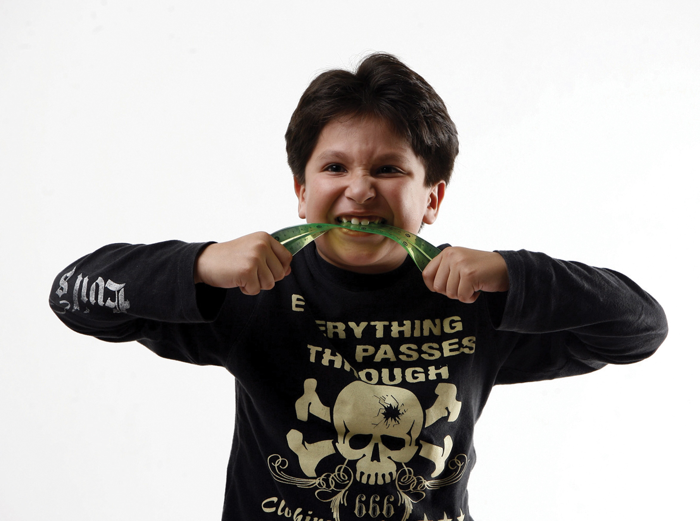 Imitan hijos a padres para manejar dolor