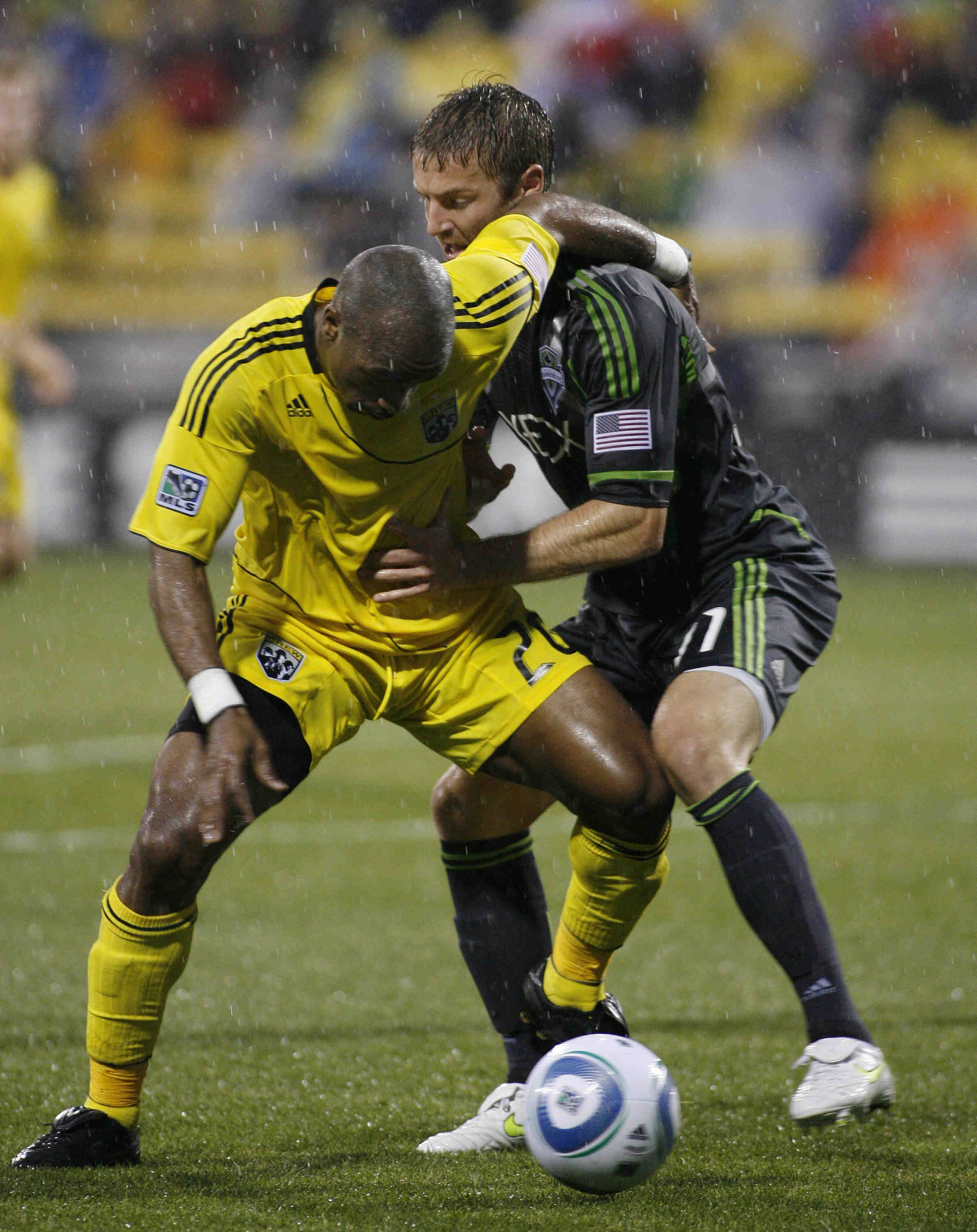 Sounders aguanta otro aguacero