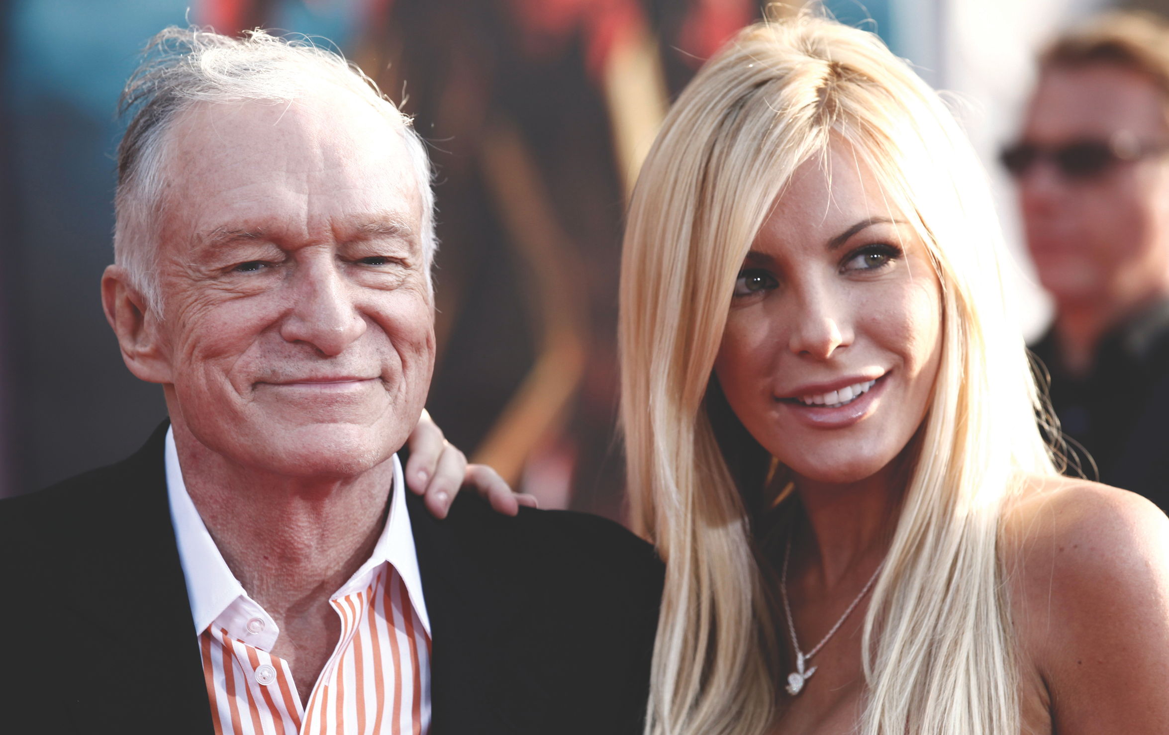Conejita cancela boda con Hefner