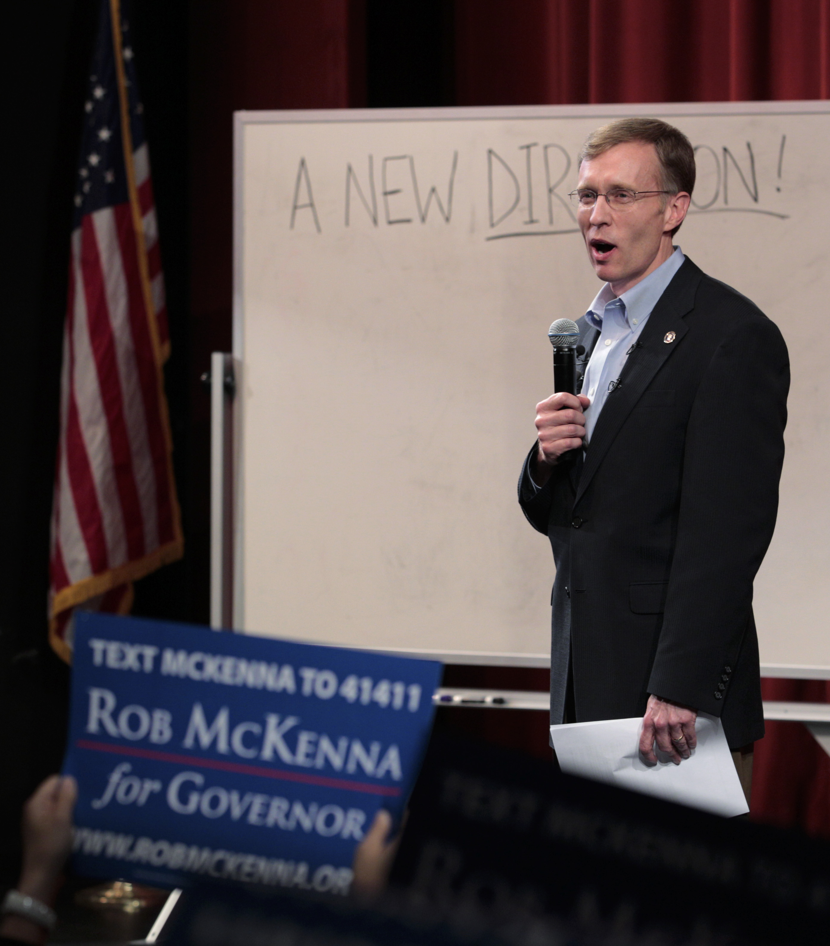 McKenna present&oacute; datos equivocados