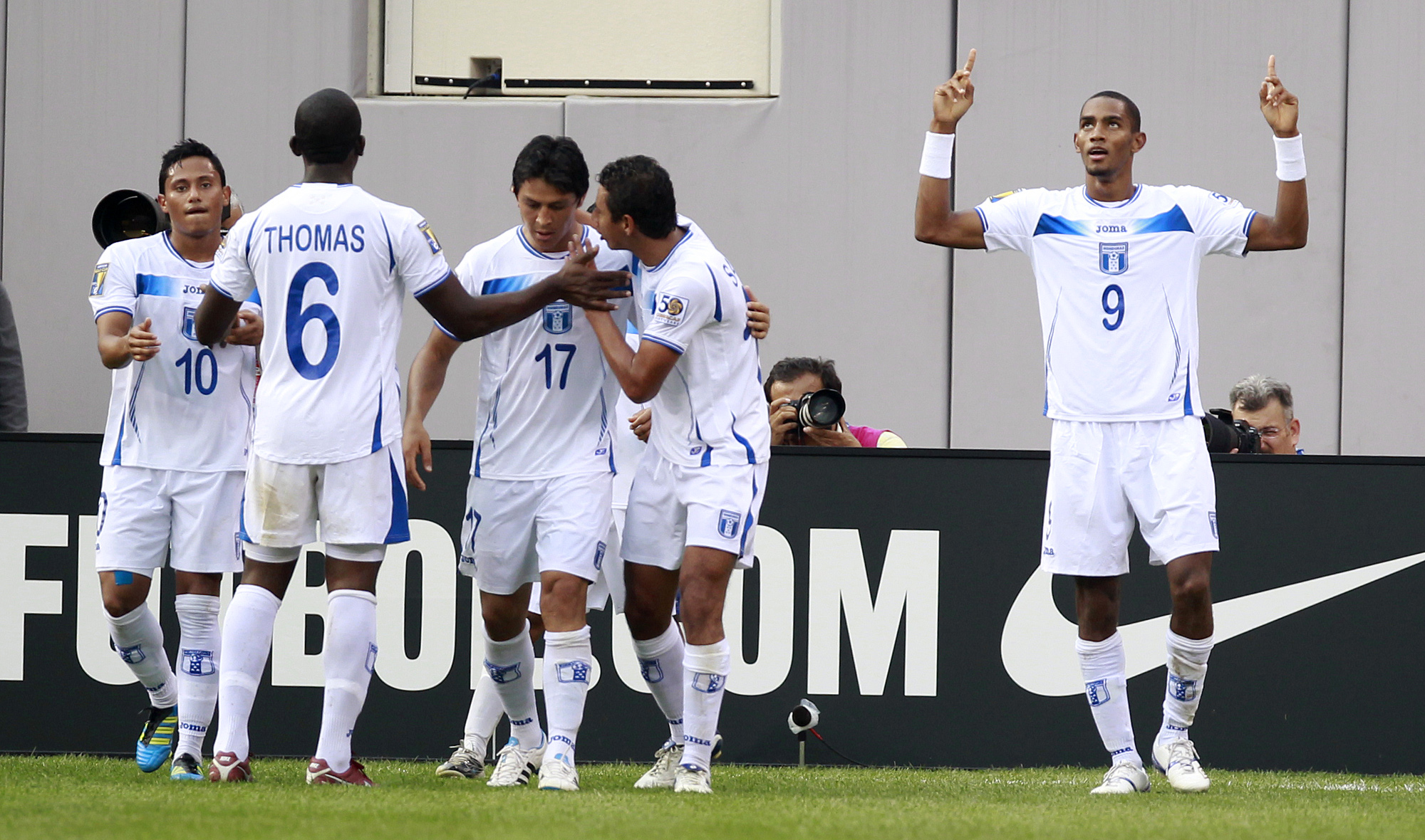 Honduras Sac&oacute; a Costa Rica